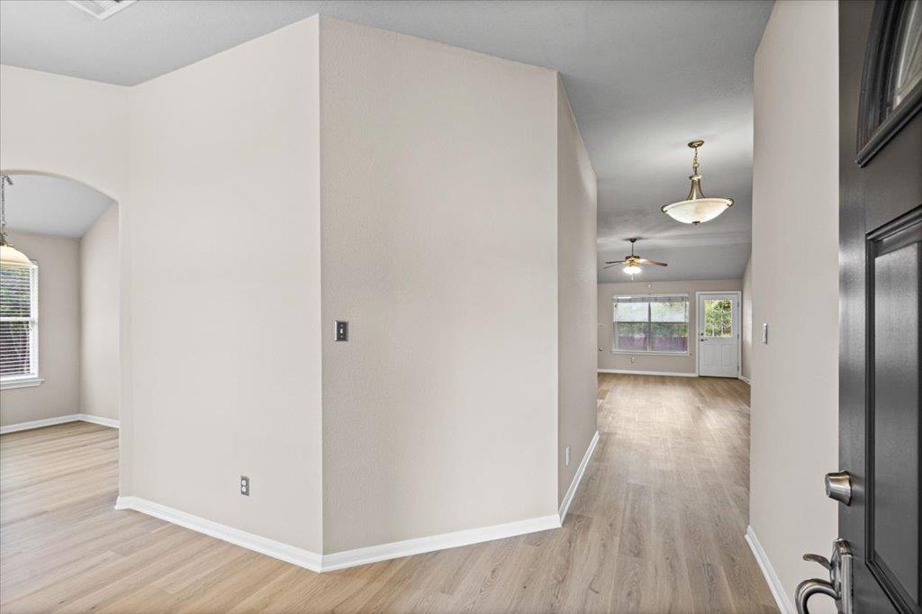 844  Dark Horse Ln, photo 5