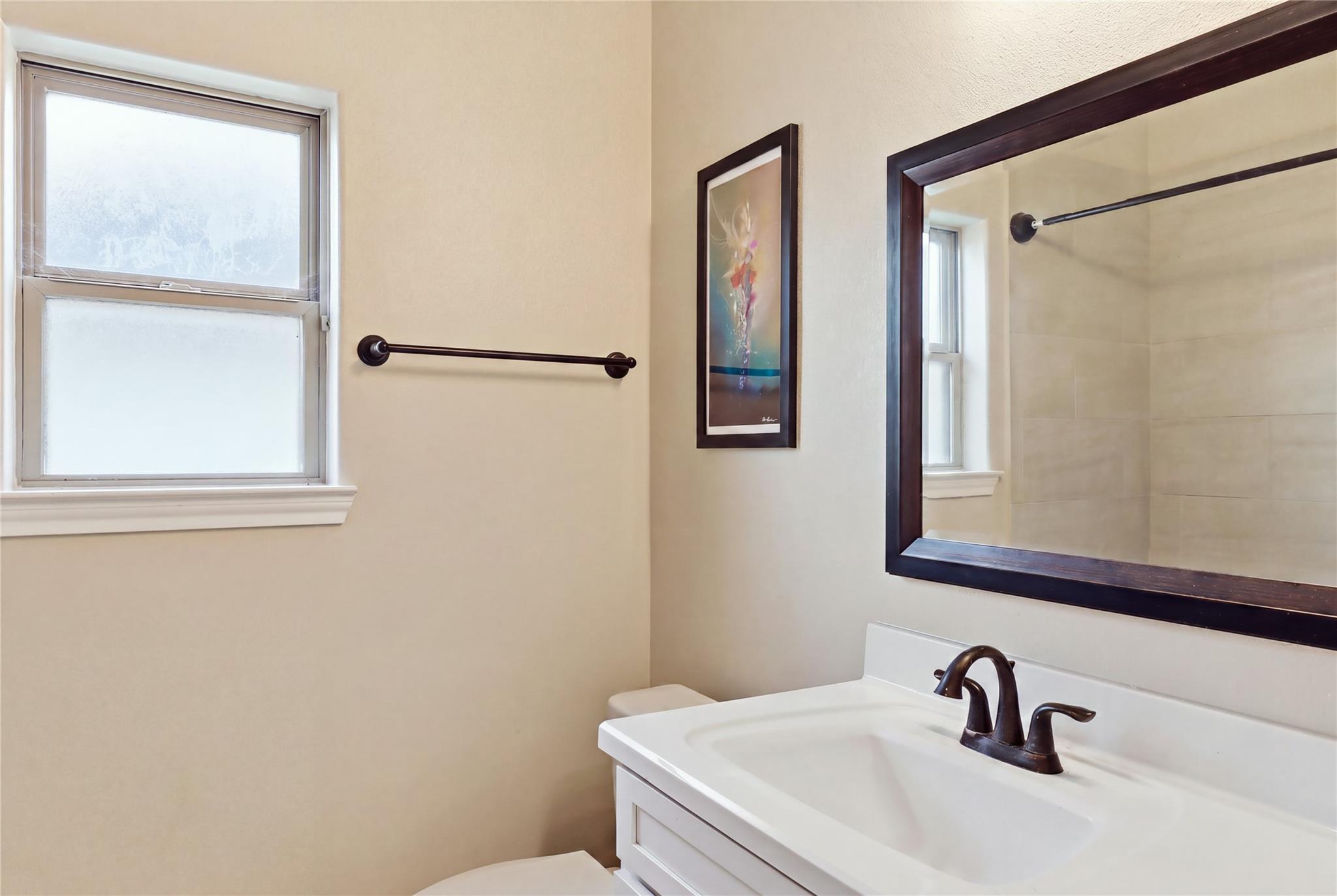 521  Seabiscuit Dr, photo 9