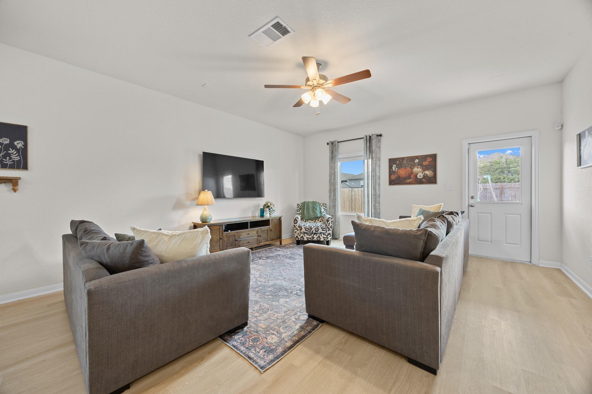 1233  WhippleTree Trl, photo 5