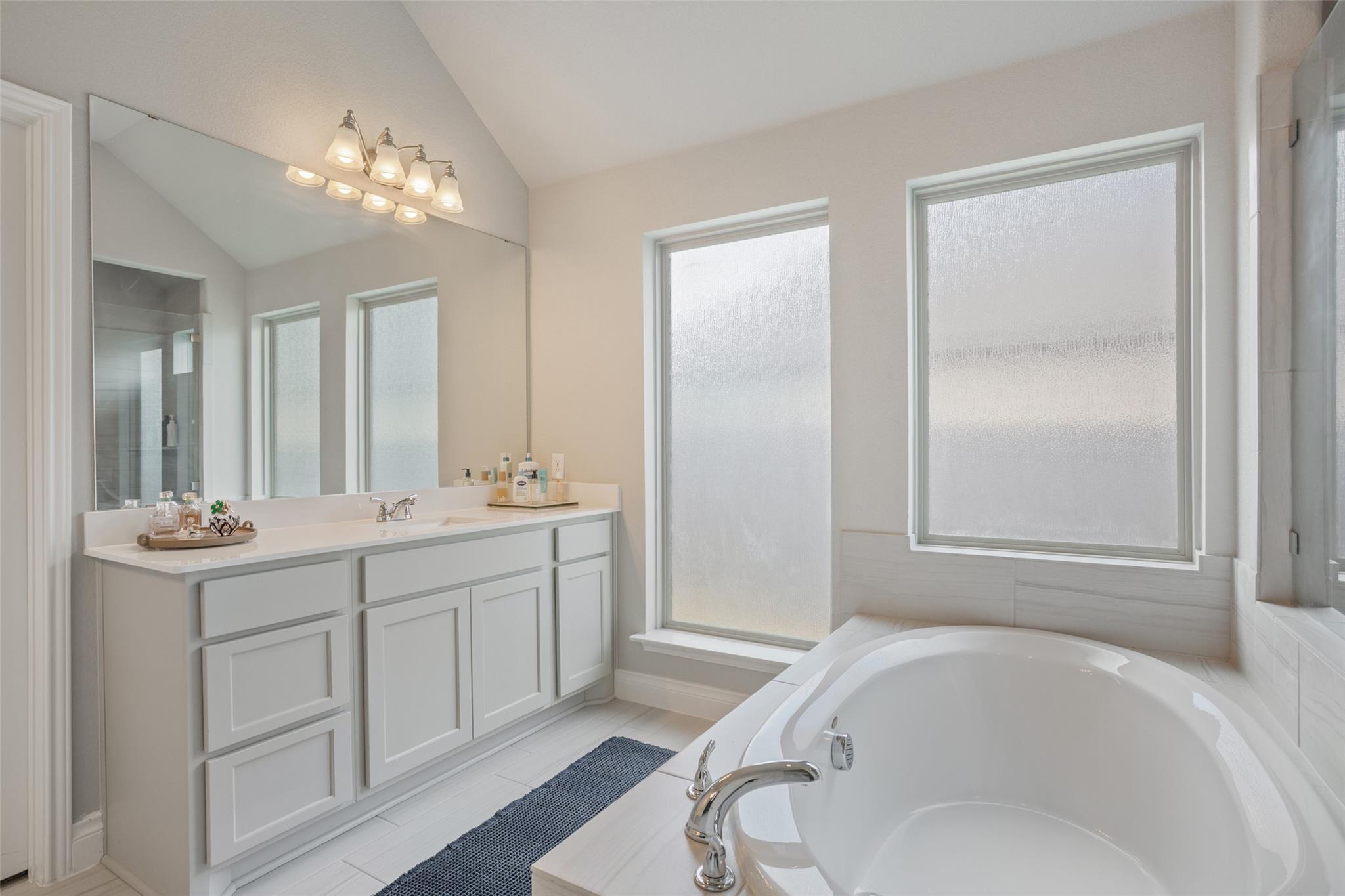 313  Glen Arbor Dr, photo 10