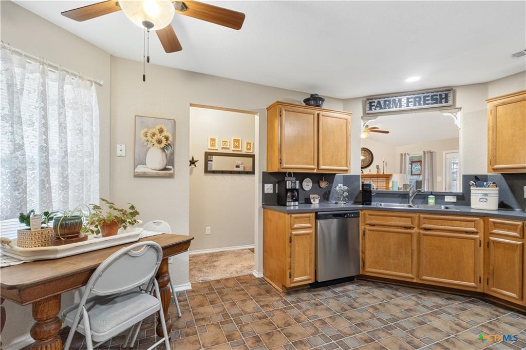 2903  Curtis Dr, photo 12