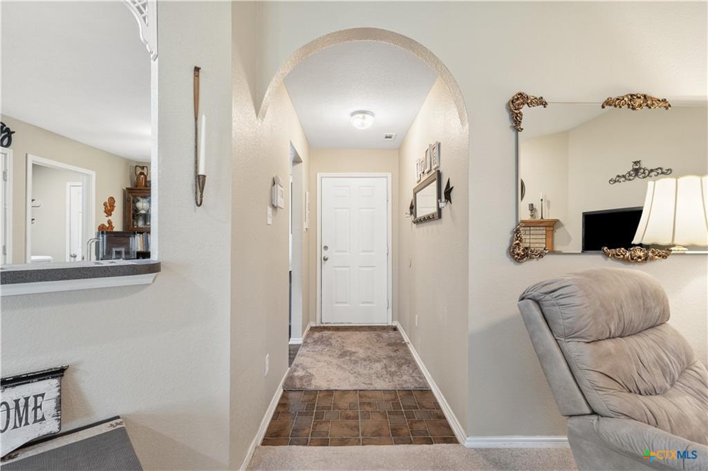 2903  Curtis Dr, photo 4