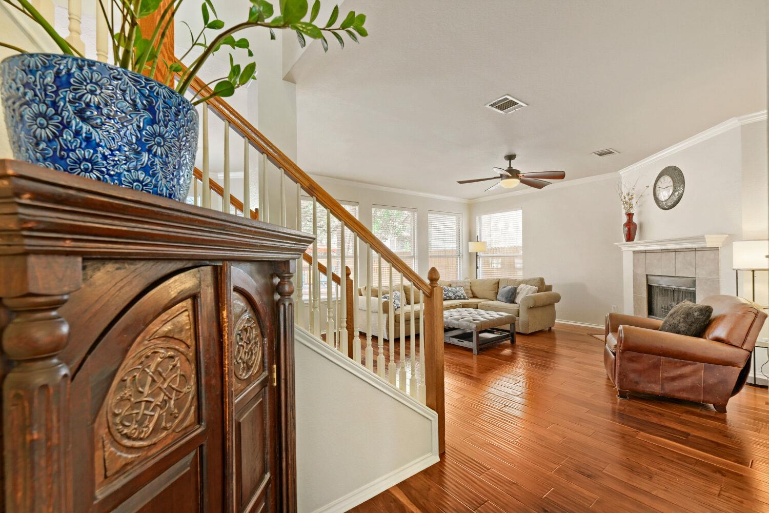 5120  Bluestar Dr, photo 5