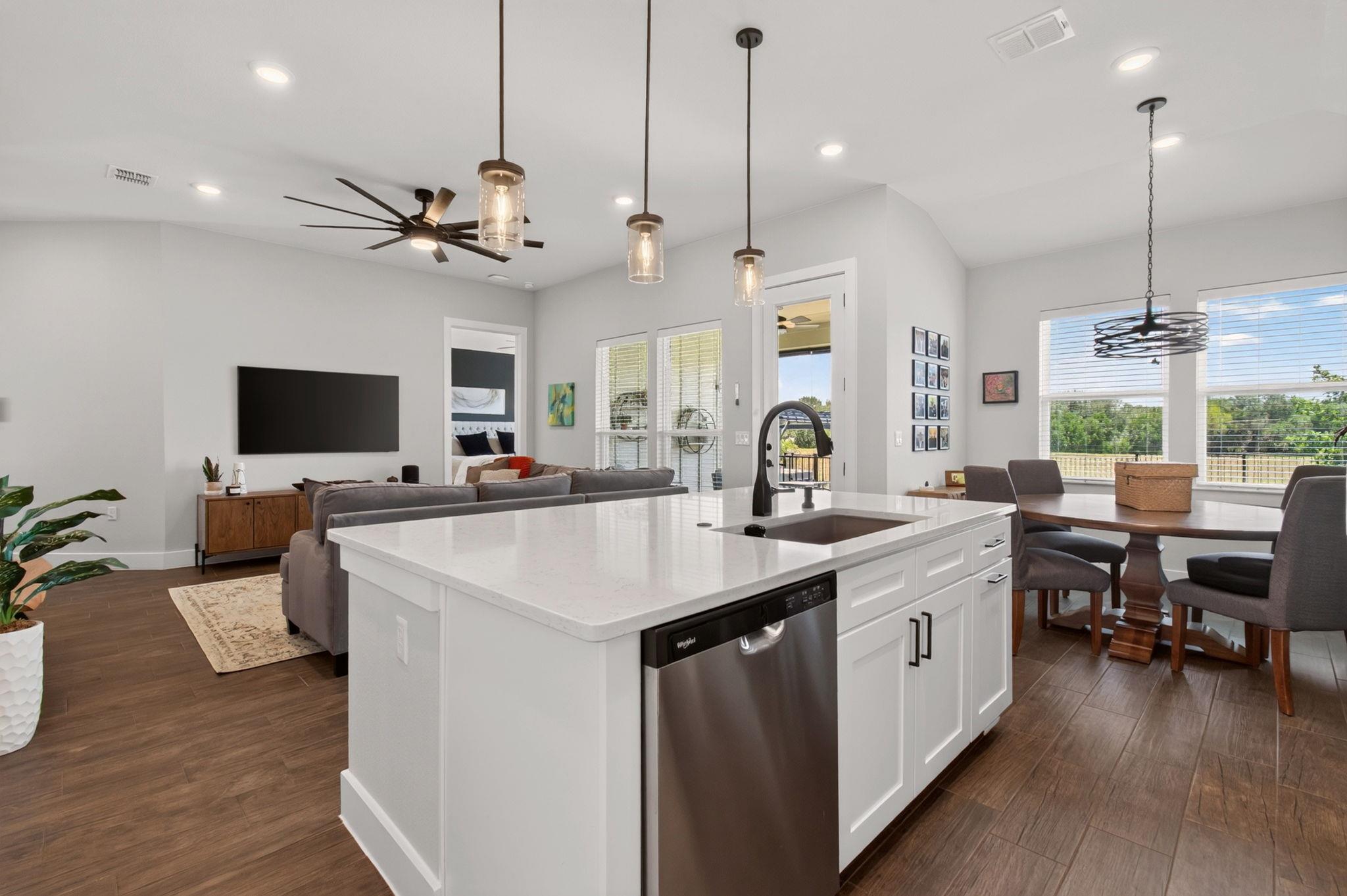 221  Sweeping Sage Ln, photo 9