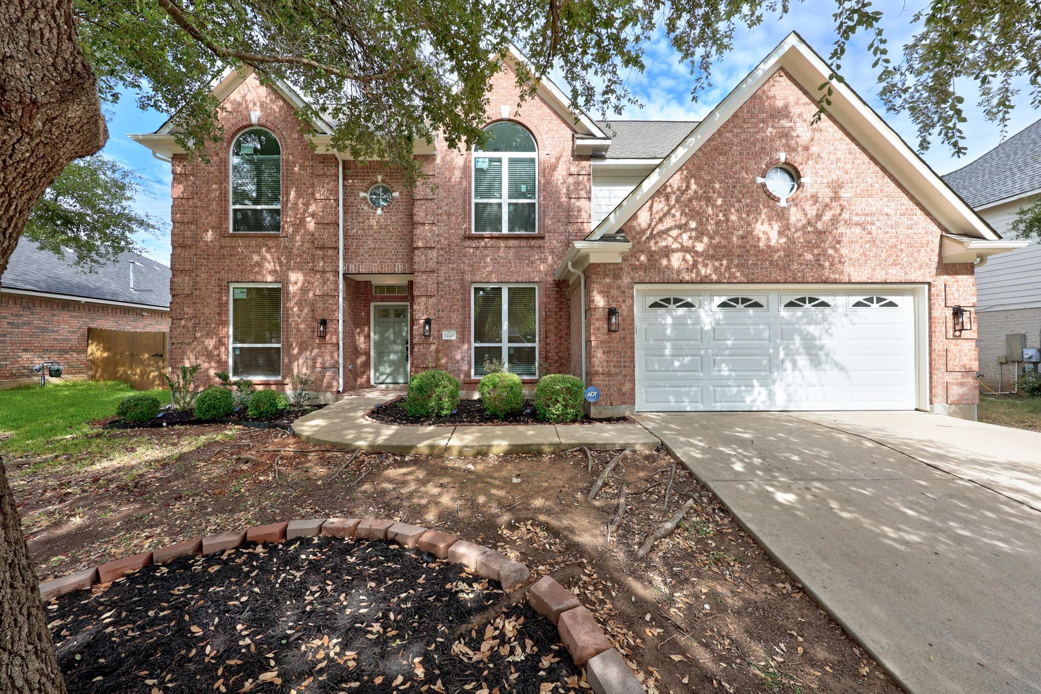 1245  Lacey Oak Loop, photo 3