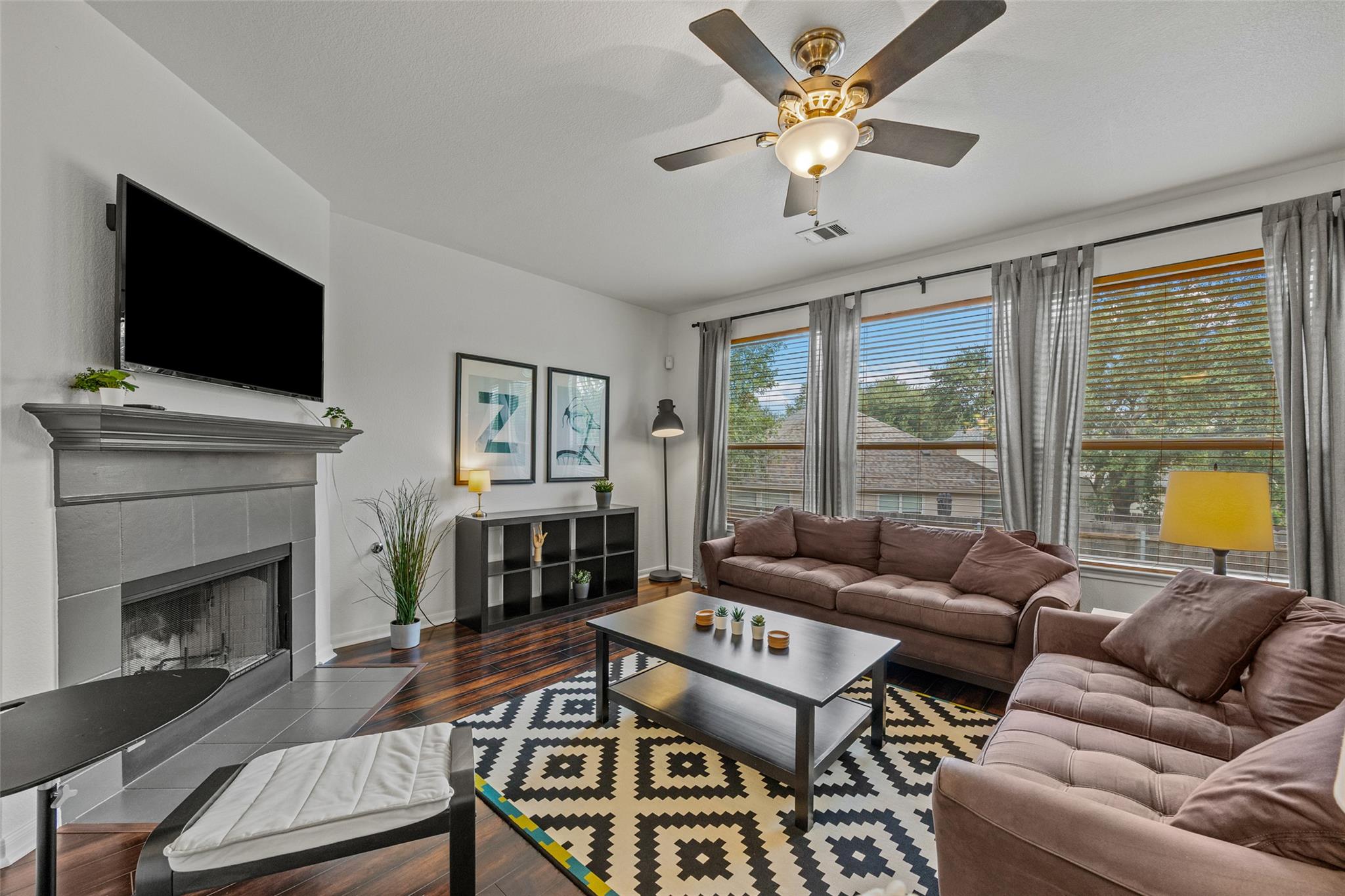 145  Paddington Dr, photo 7