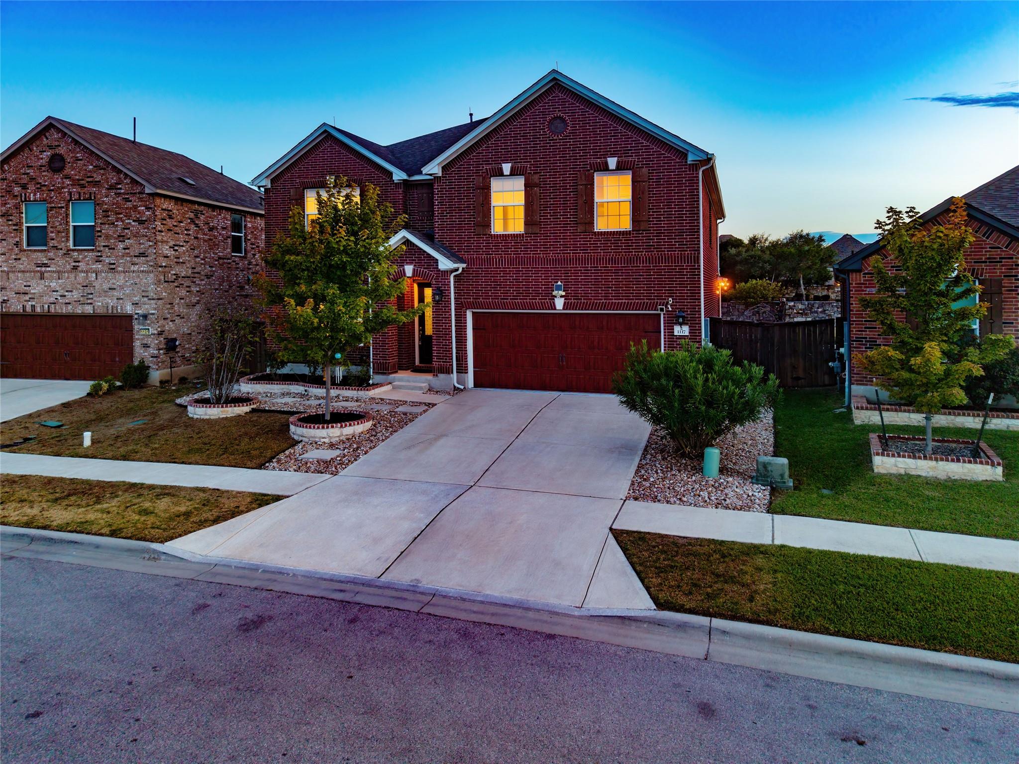 1117  Arbor Acres Loop, photo 2