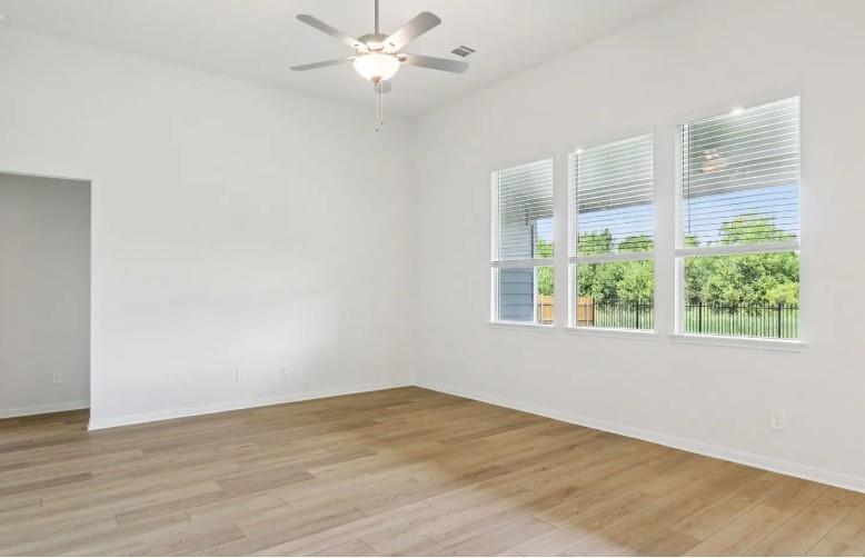 1005  Embarcadero Dr, photo 4