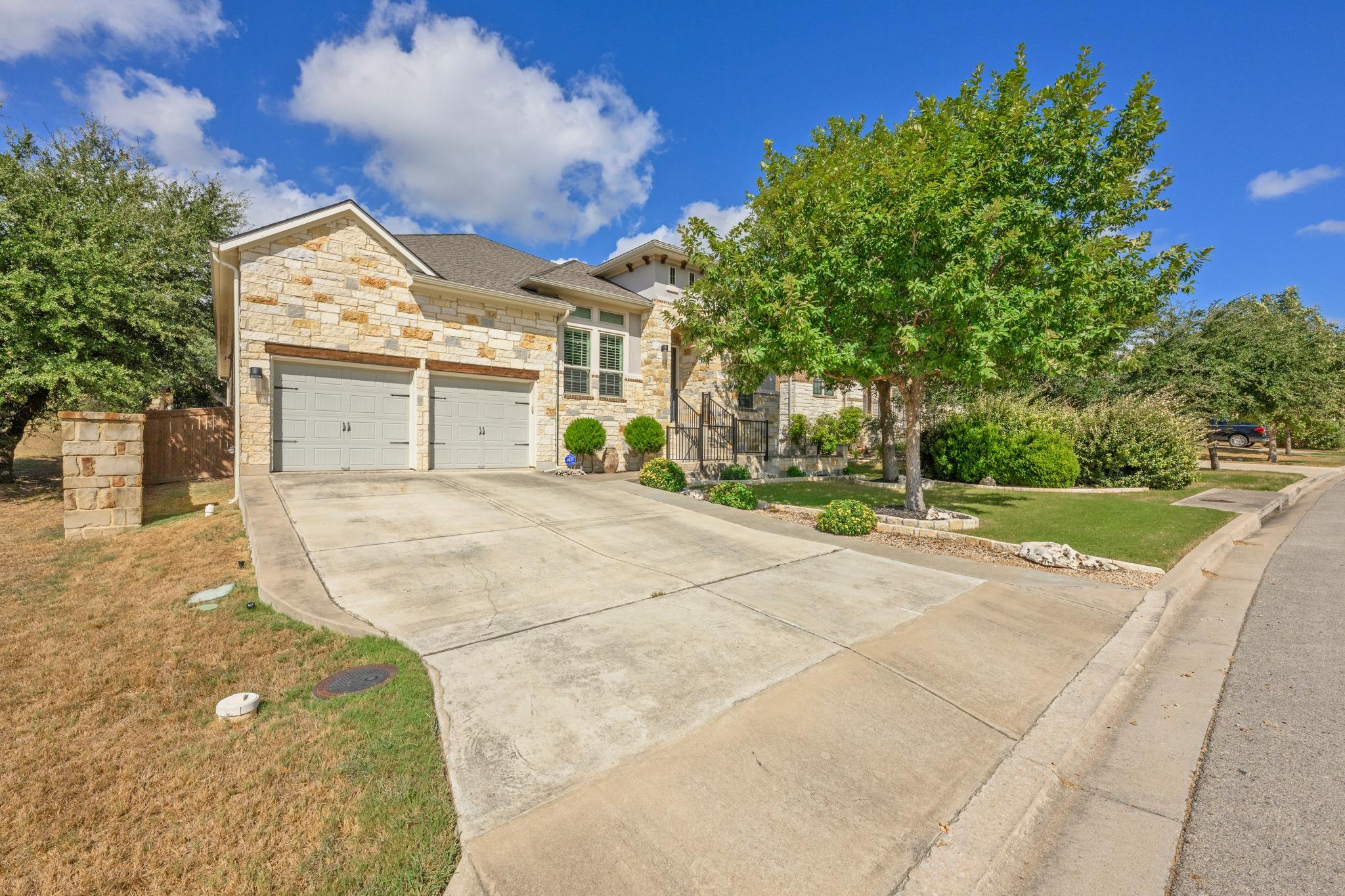 865  Catalina Ln, photo 2