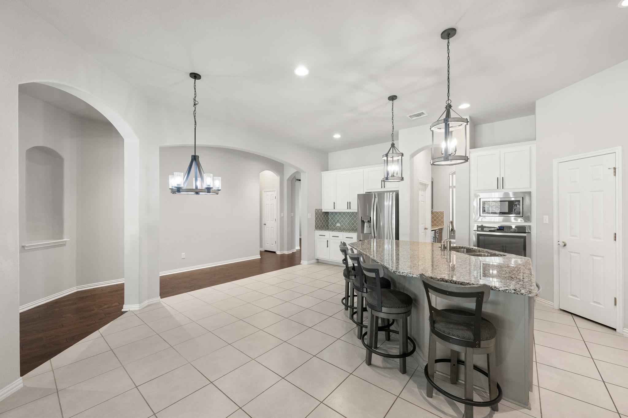 865  Catalina Ln, photo 3