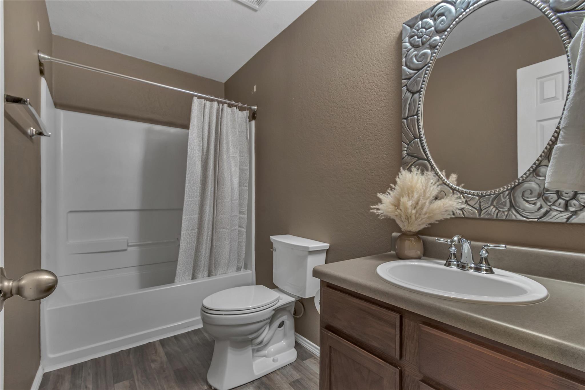 112  Willow Leaf Ln, photo 11