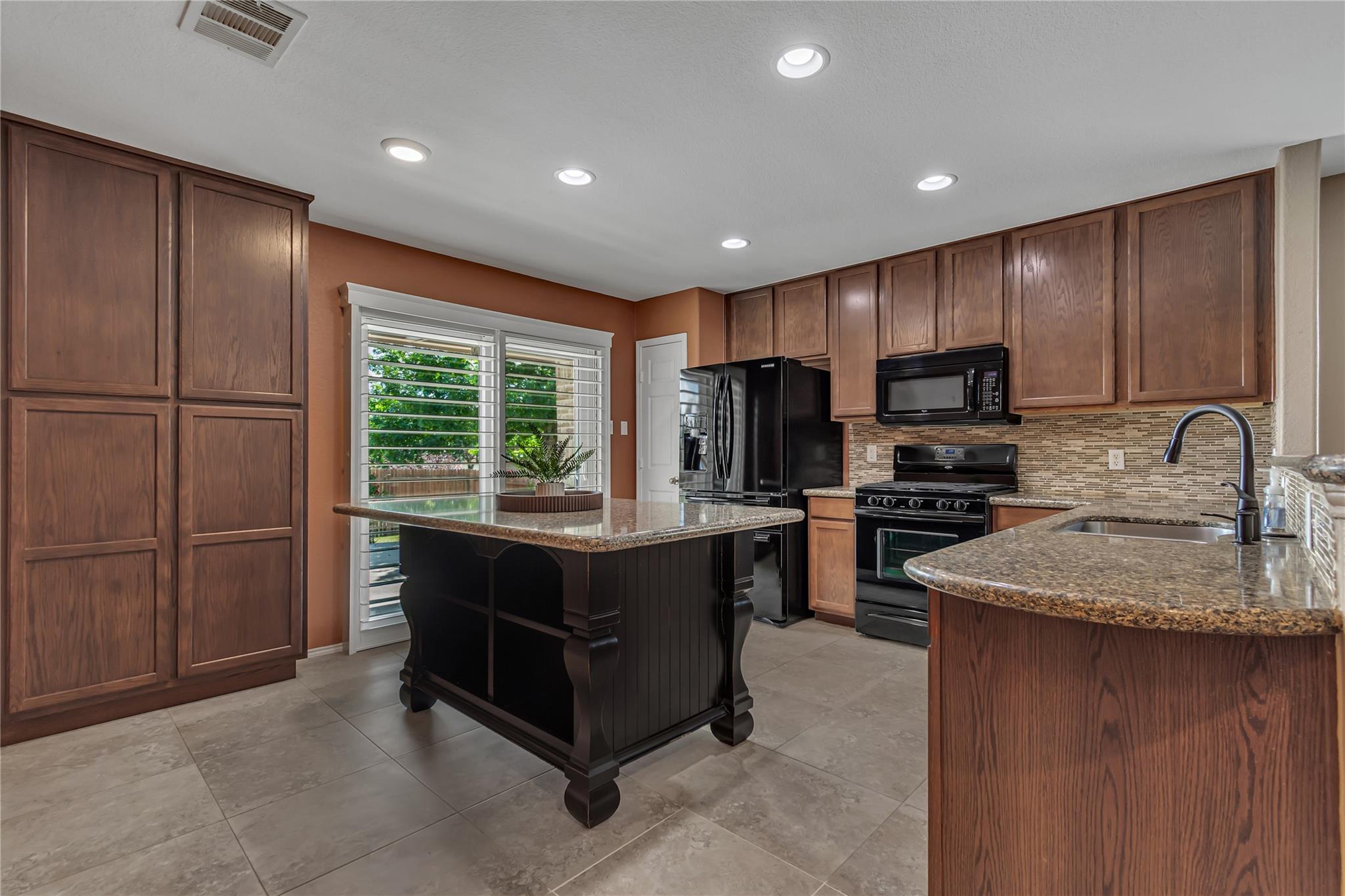 112  Willow Leaf Ln, photo 7