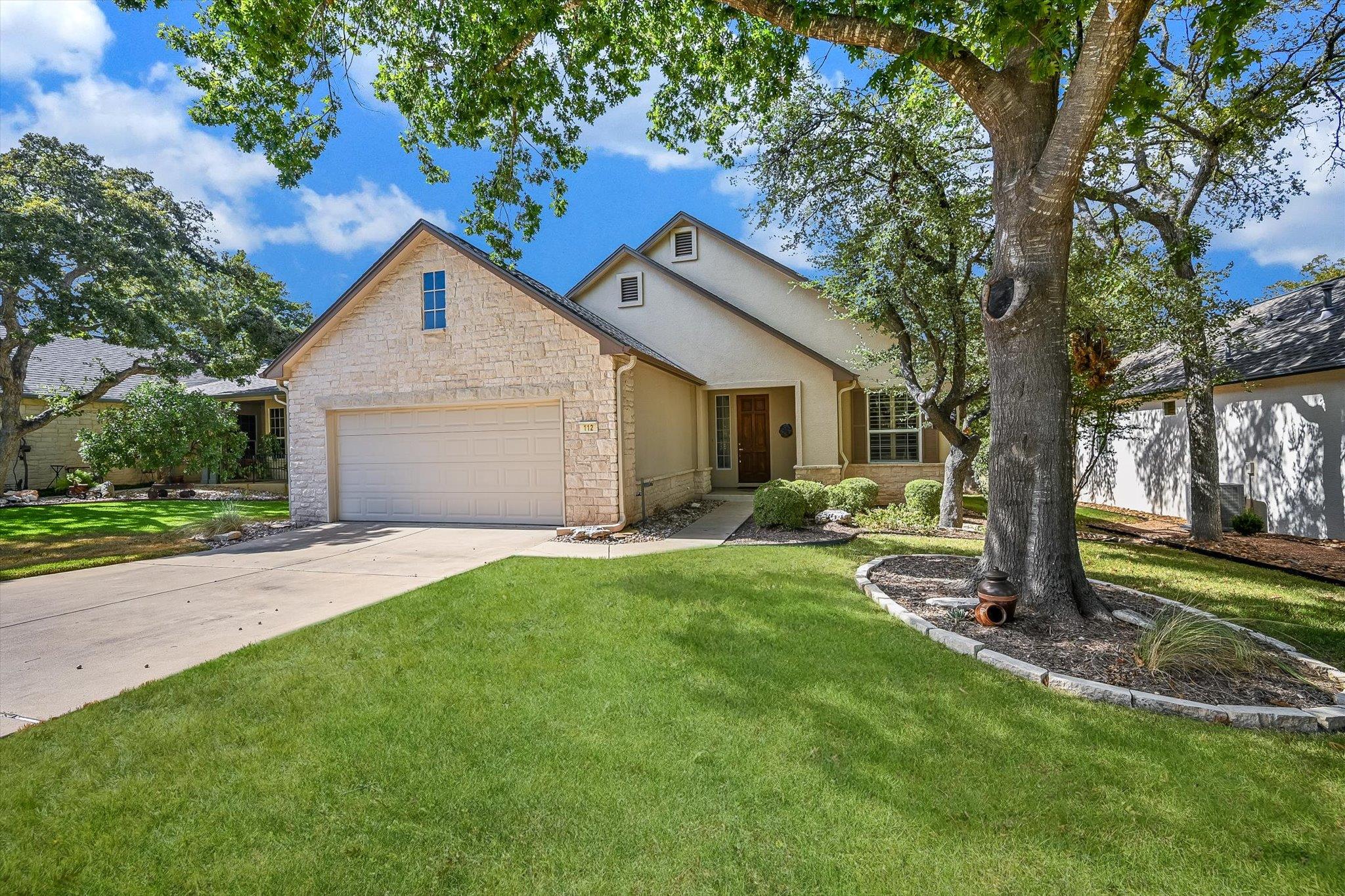 112  Warbler Way, photo 2