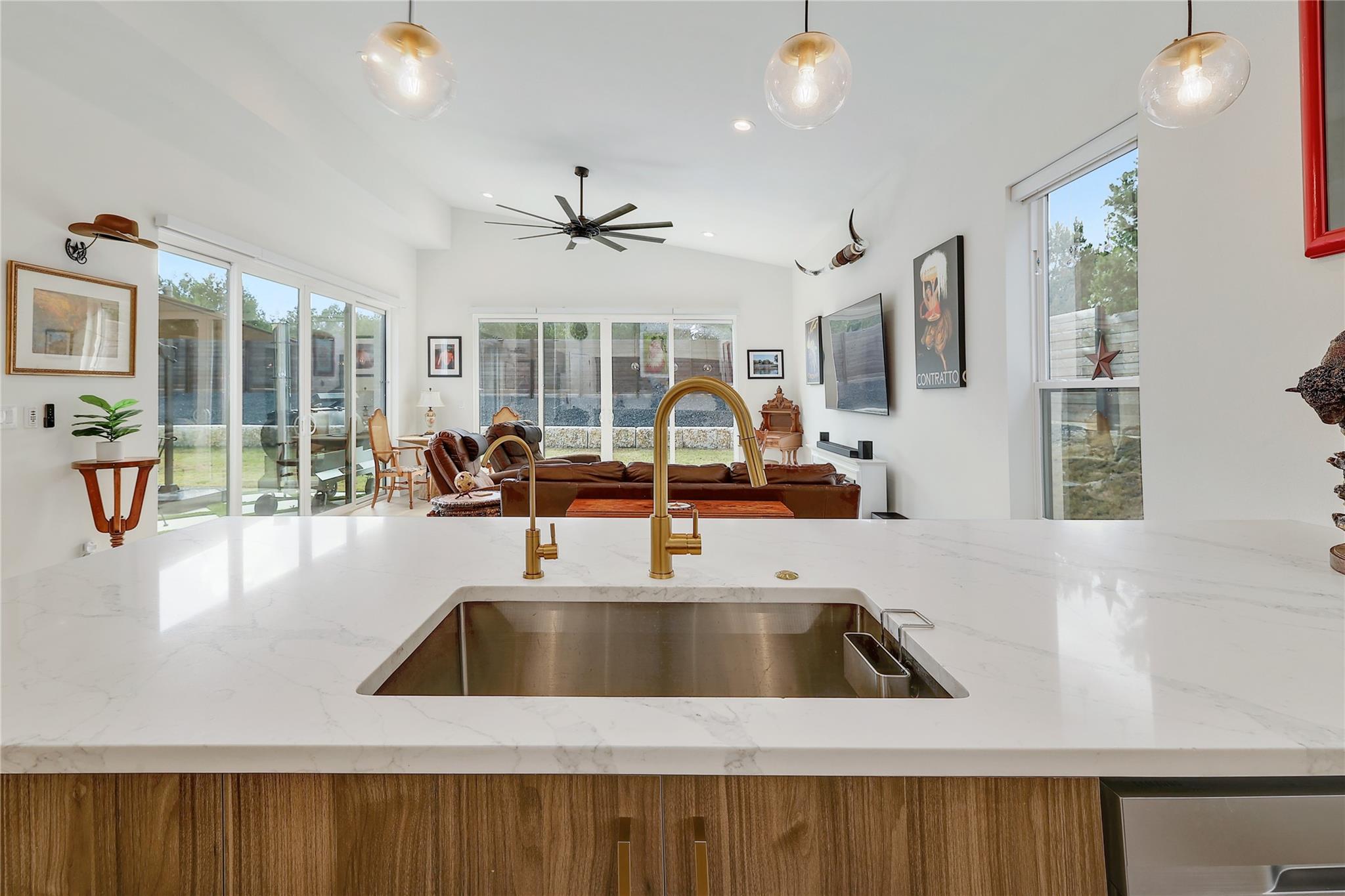 21409  Patton Ave, photo 9