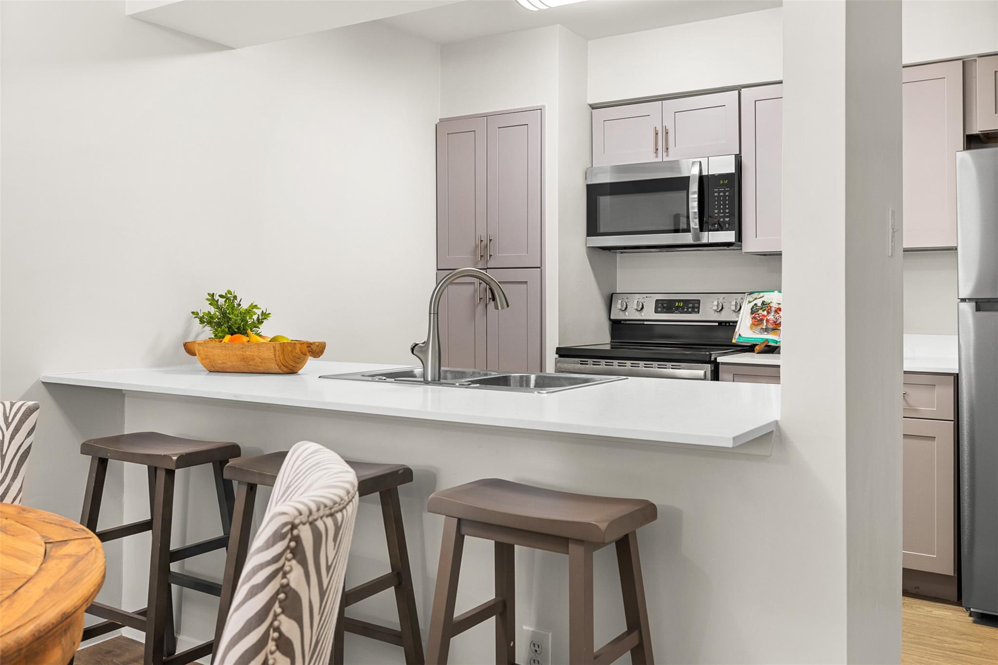1500  Northwest Blvd  #411, photo 4