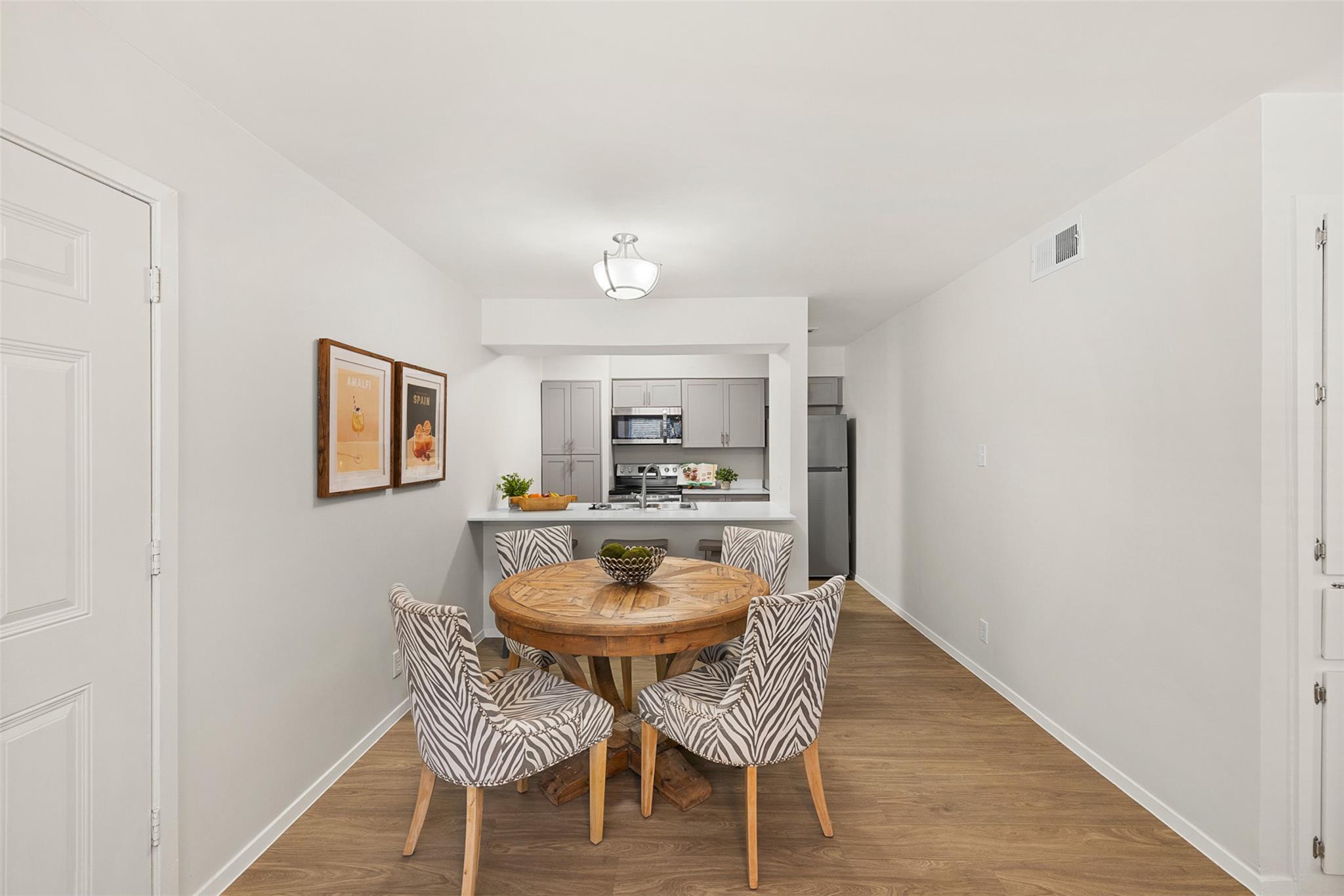1500  Northwest Blvd  #411, photo 7