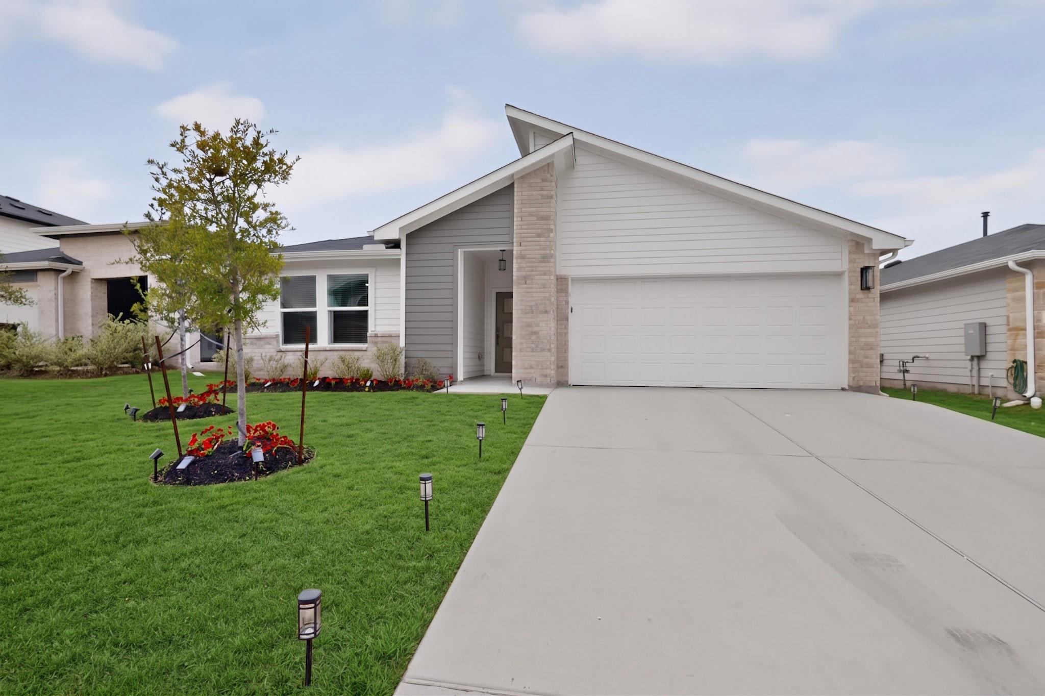 315  Gladiola Loop, photo 2