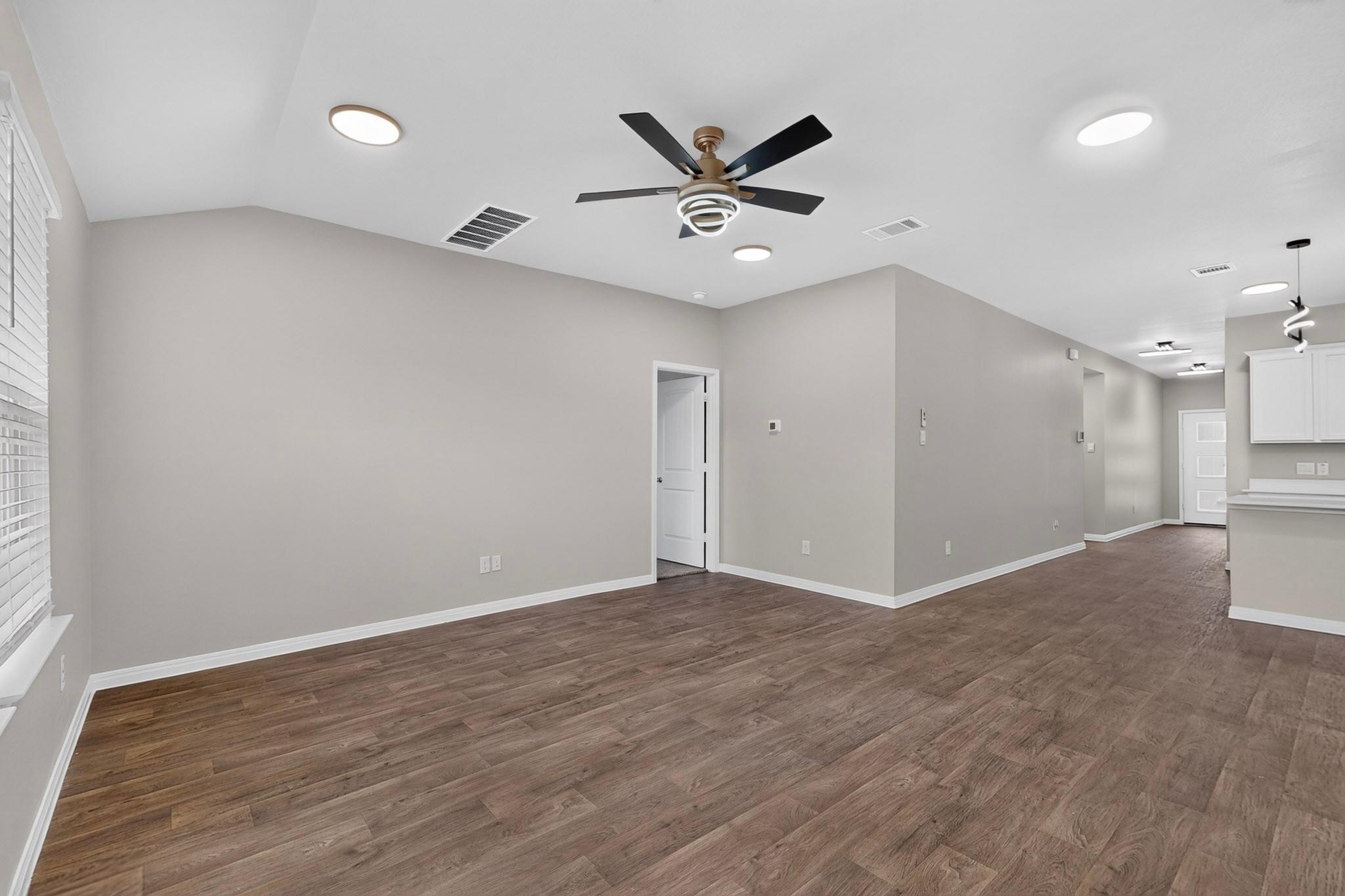 315  Gladiola Loop, photo 6