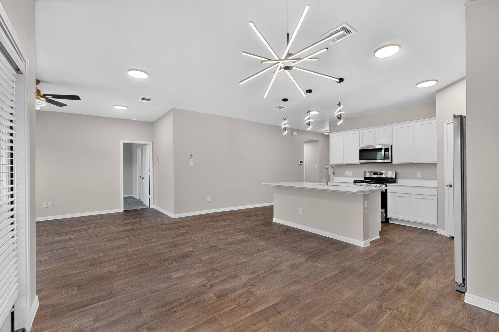 315  Gladiola Loop, photo 9