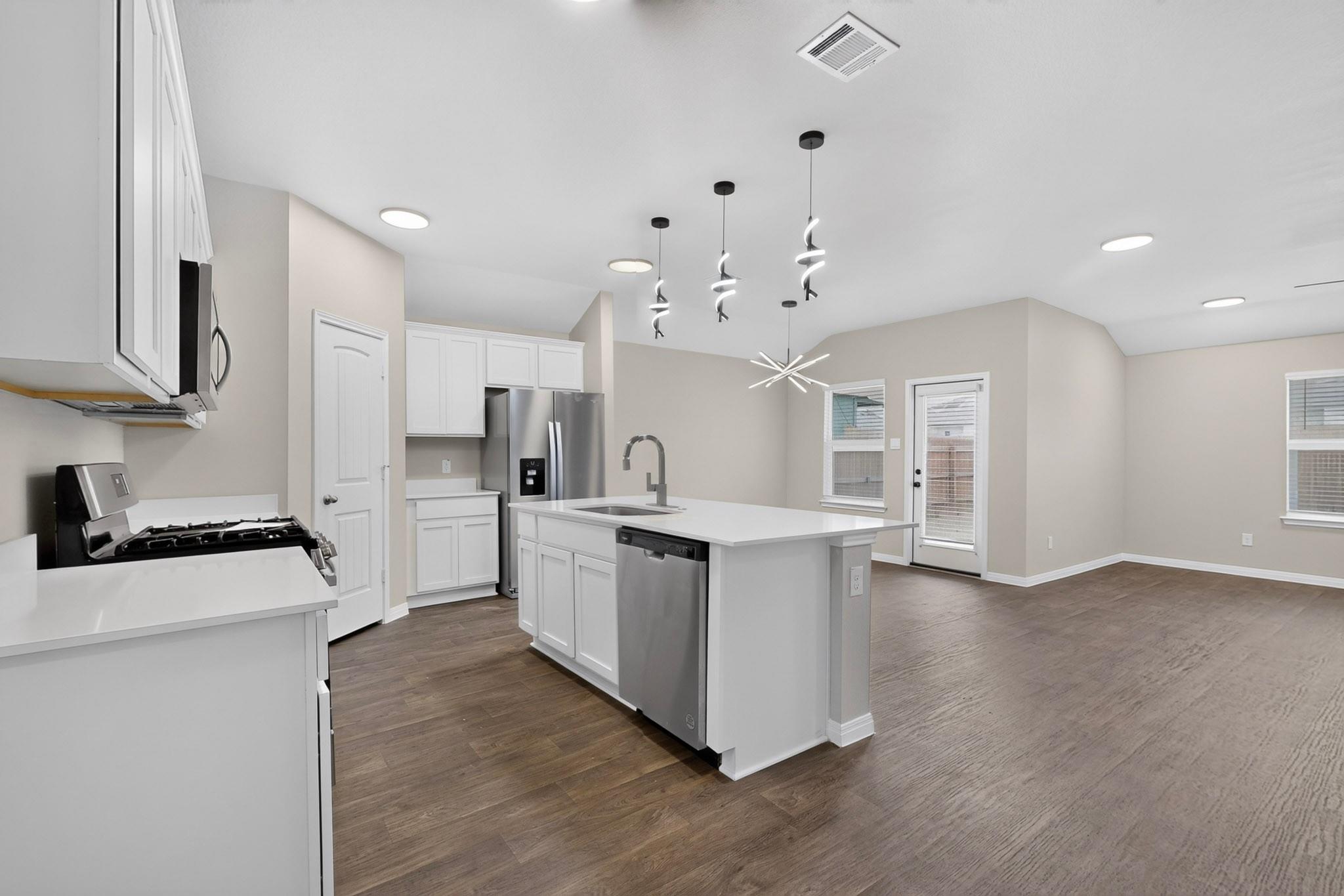 315  Gladiola Loop, photo 10