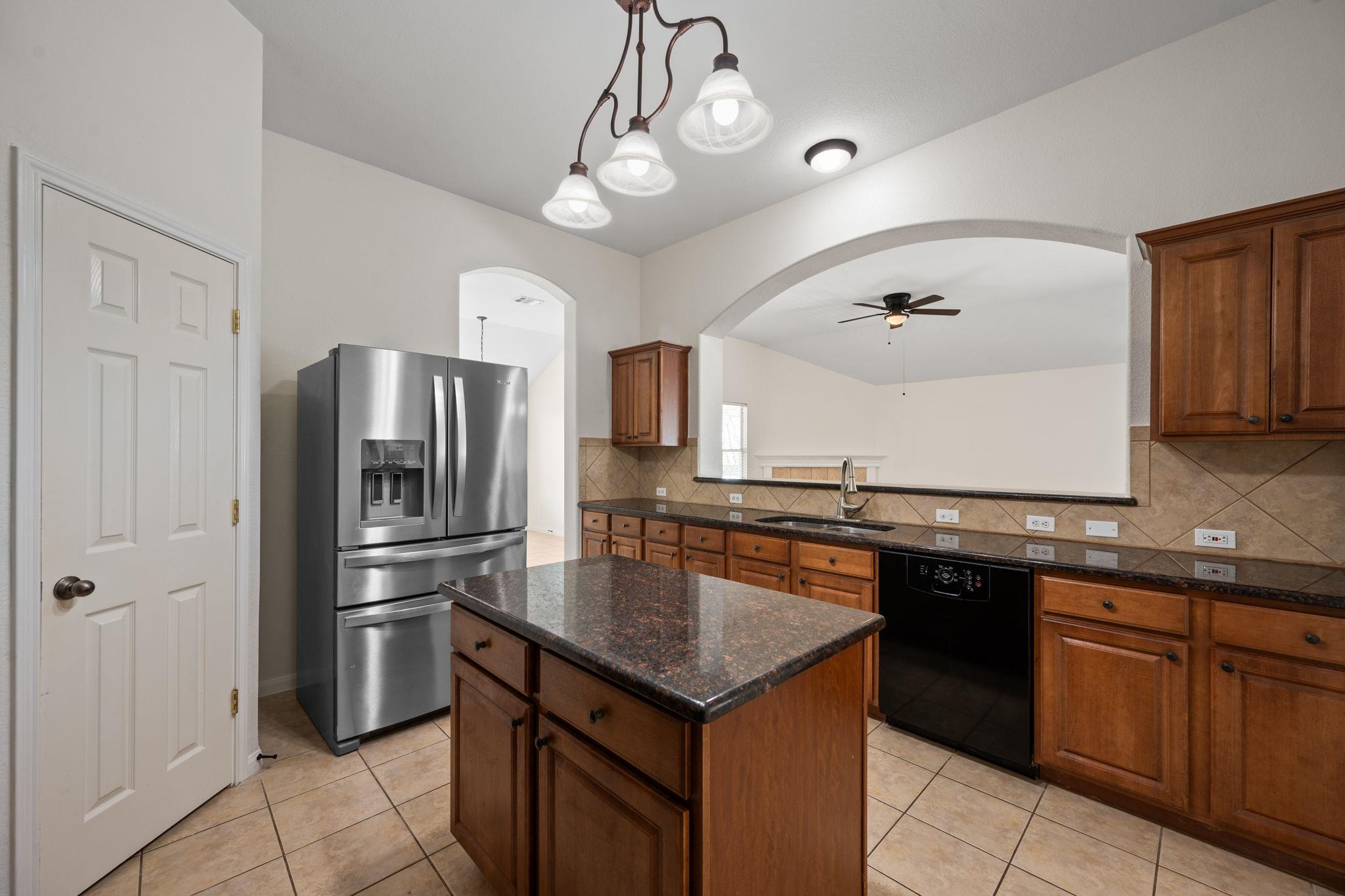 882  Shadow Creek Blvd, photo 11