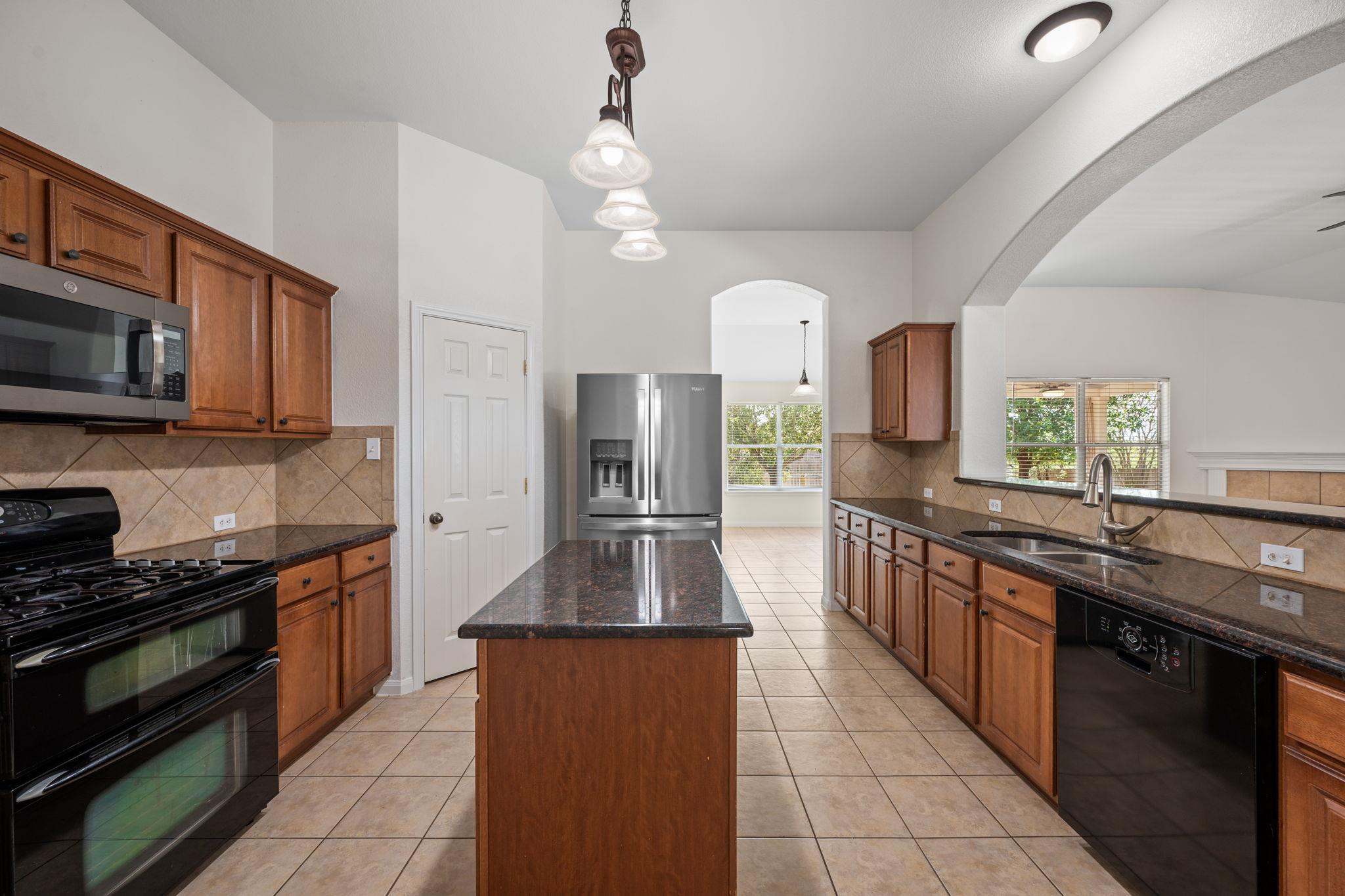 882  Shadow Creek Blvd, photo 10