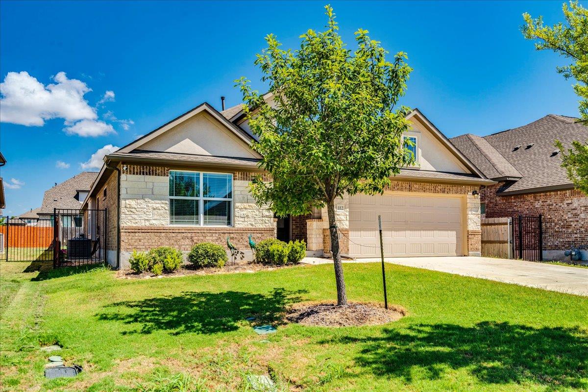 112  Ray Ct, photo 3