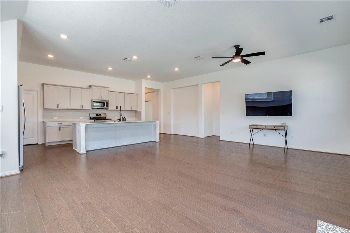 112  Ray Ct, photo 10