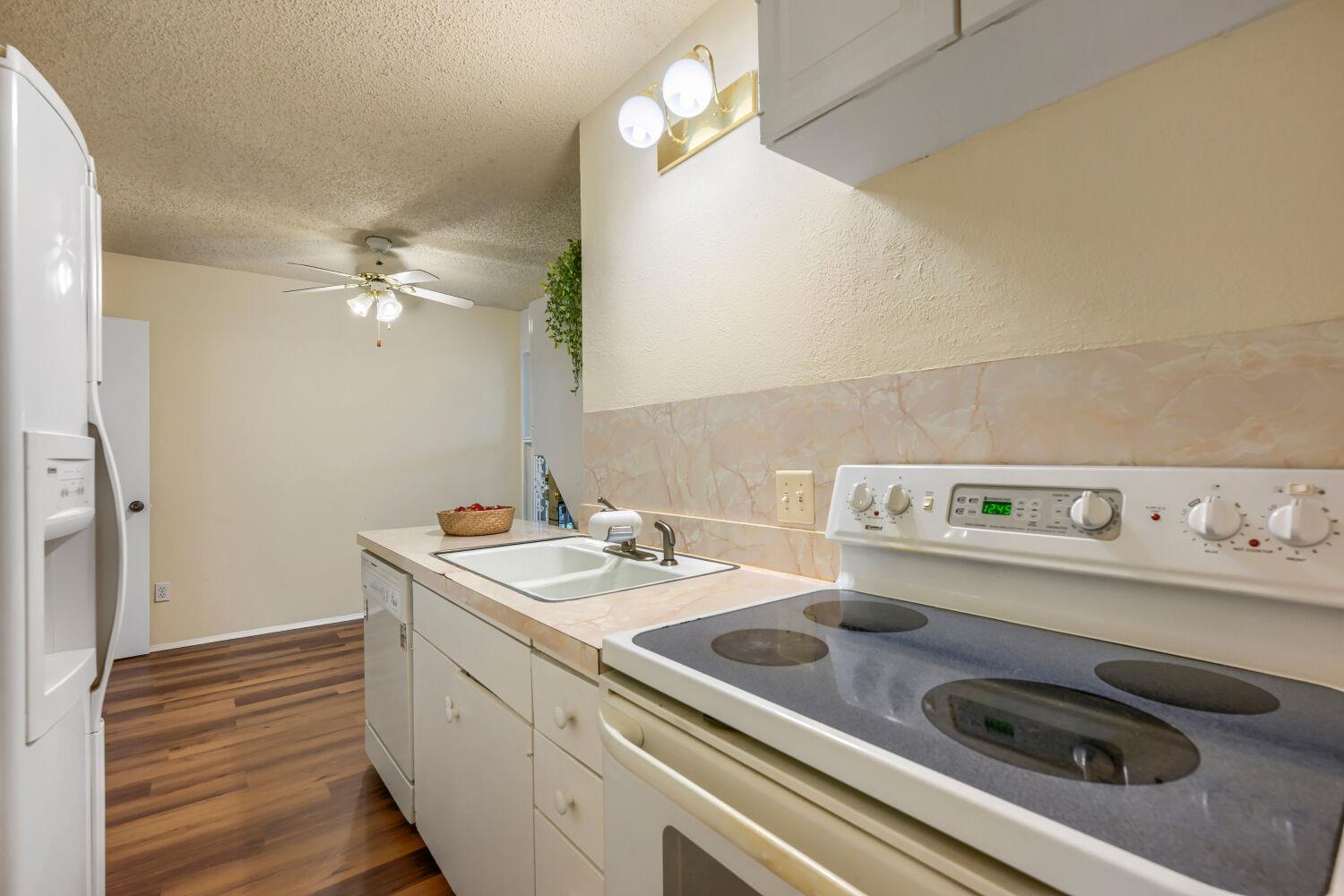 909 E Oltorf St  #201, photo 7