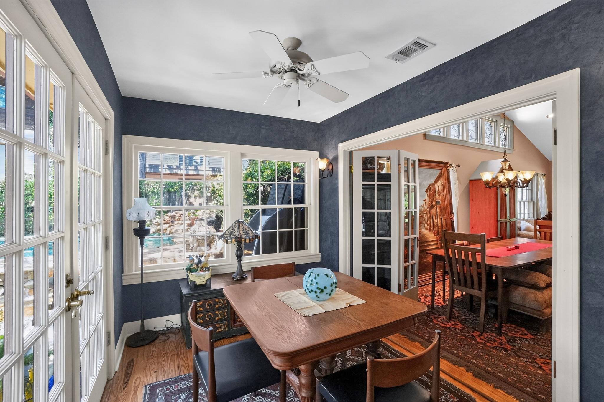 221  Park Ln, photo 9