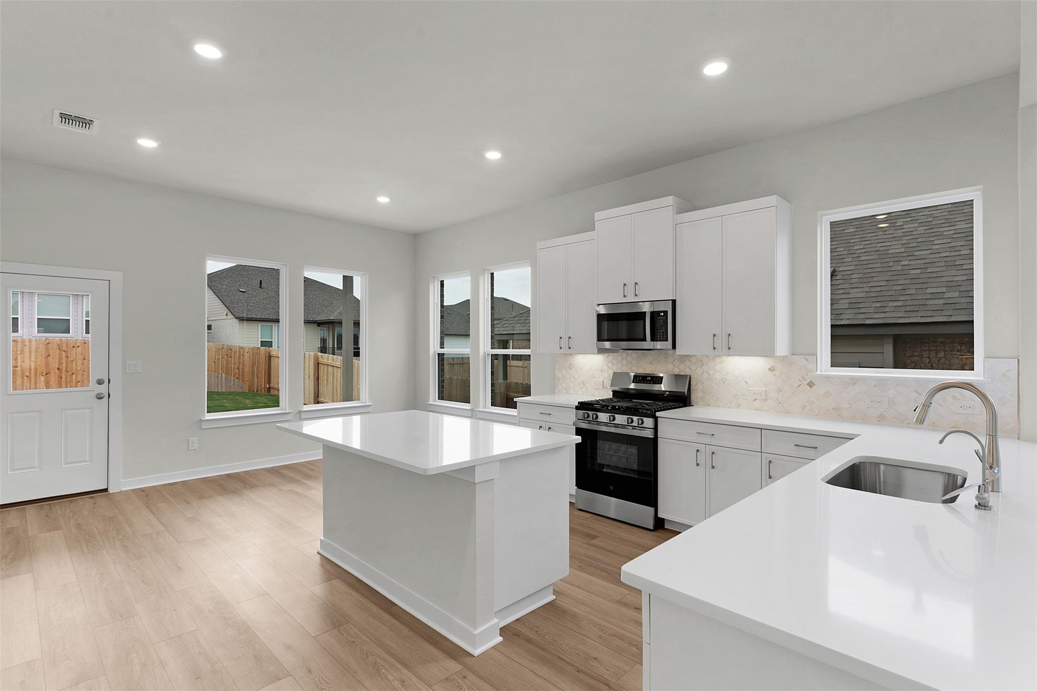 116  Ridgewell Loop, photo 6