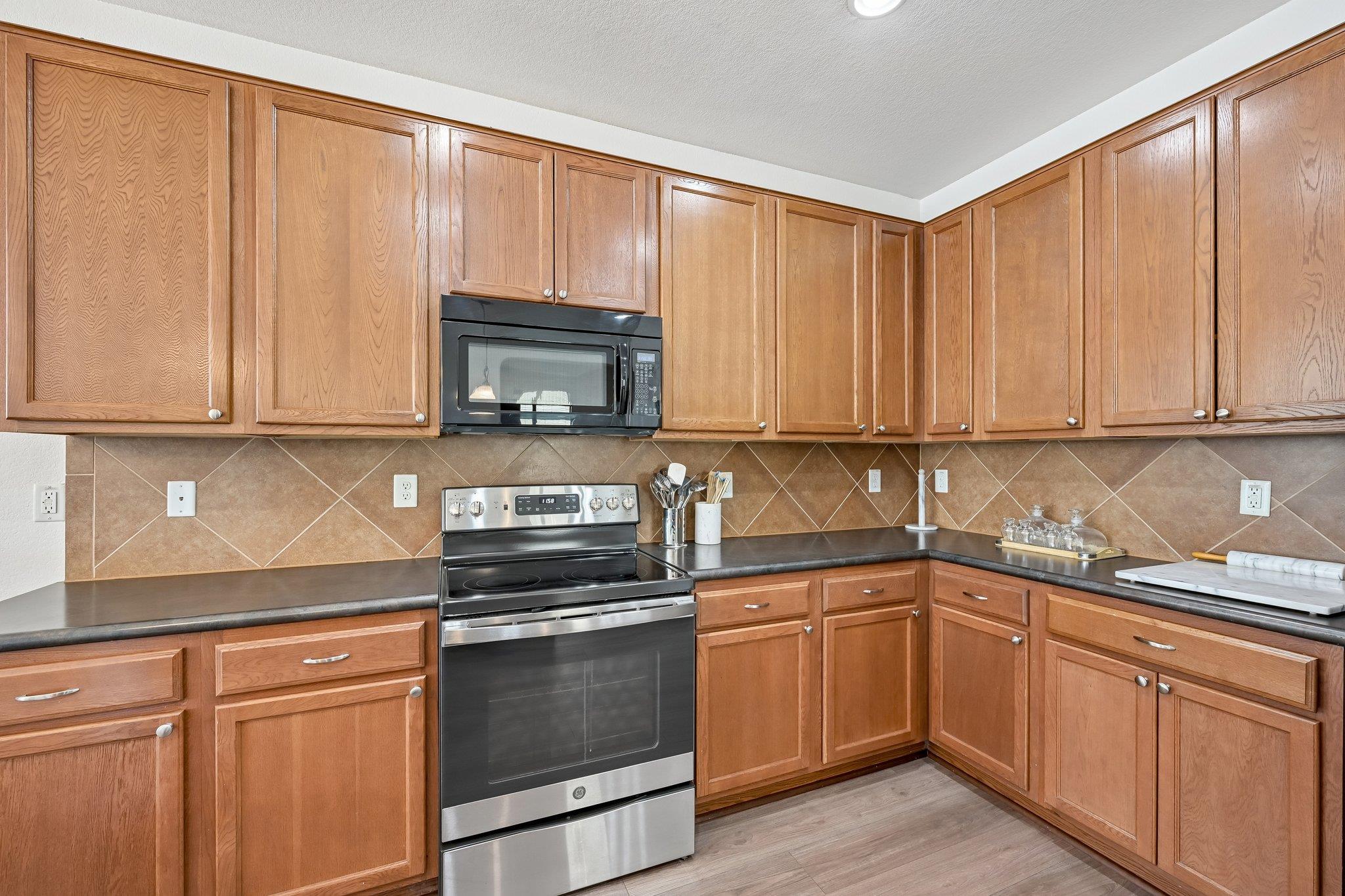 344  Matthews Ln, photo 10