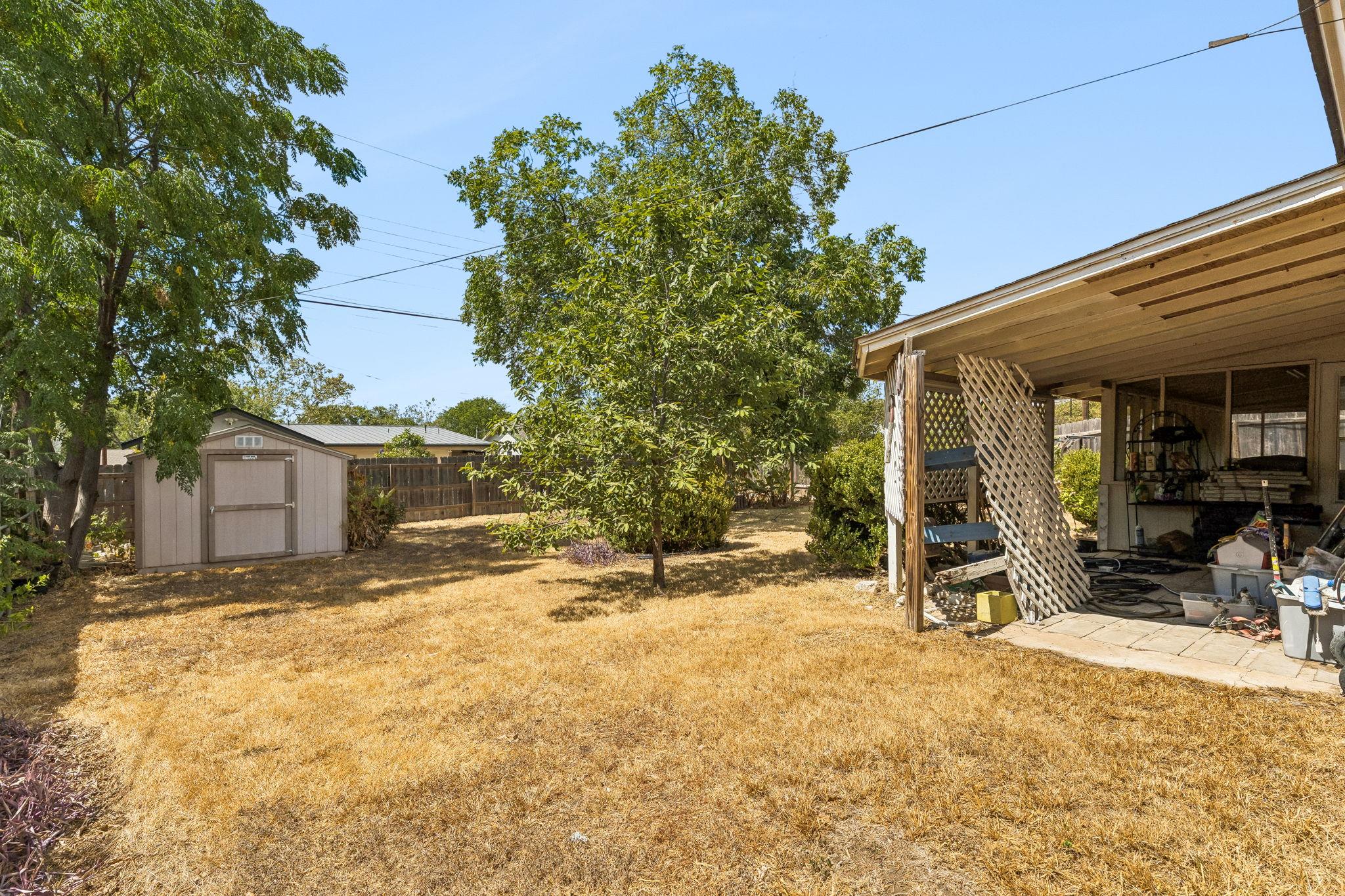 6904  Miranda Dr, photo 9