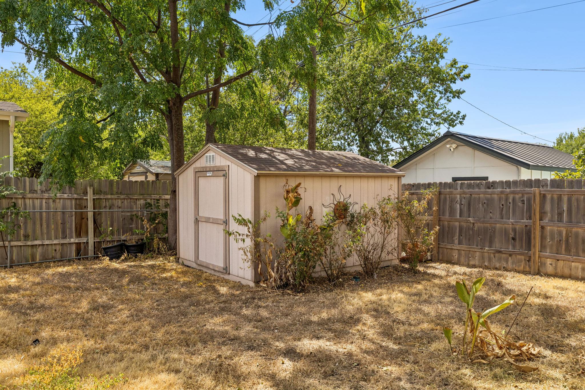 6904  Miranda Dr, photo 10