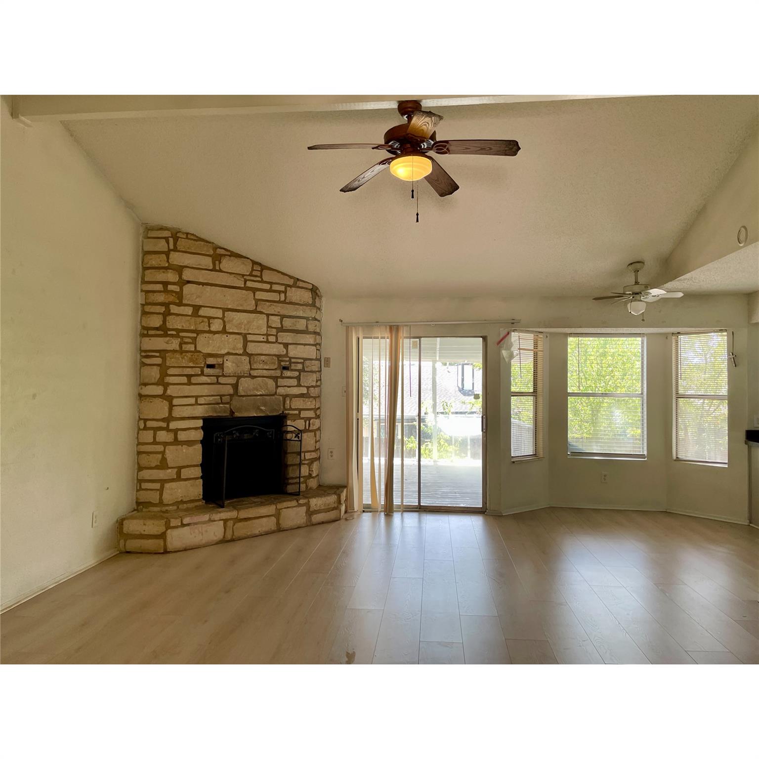 5507  Fence Row, photo 11