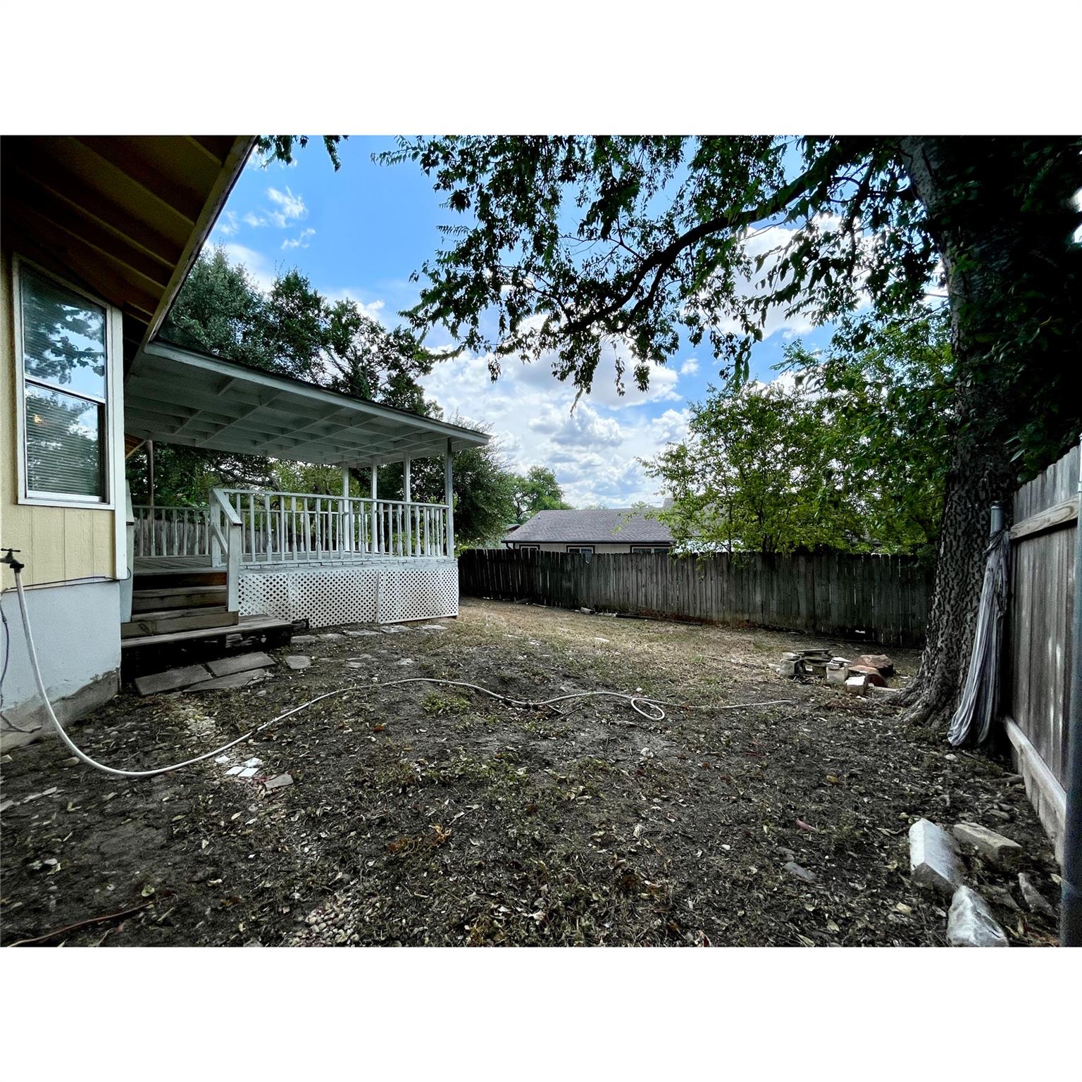 5507  Fence Row, photo 5