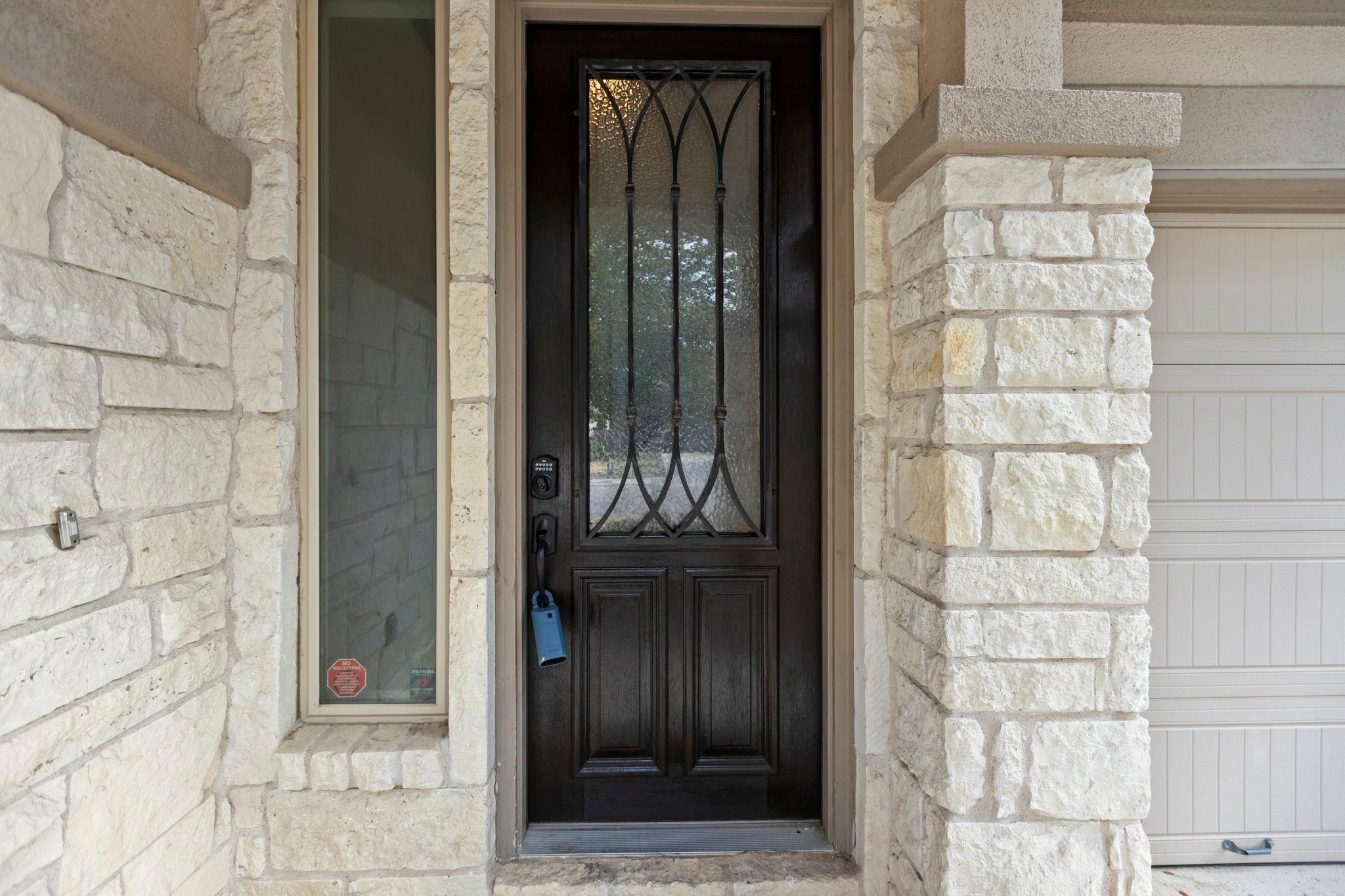 205  Cherokee Rose Cir, photo 3