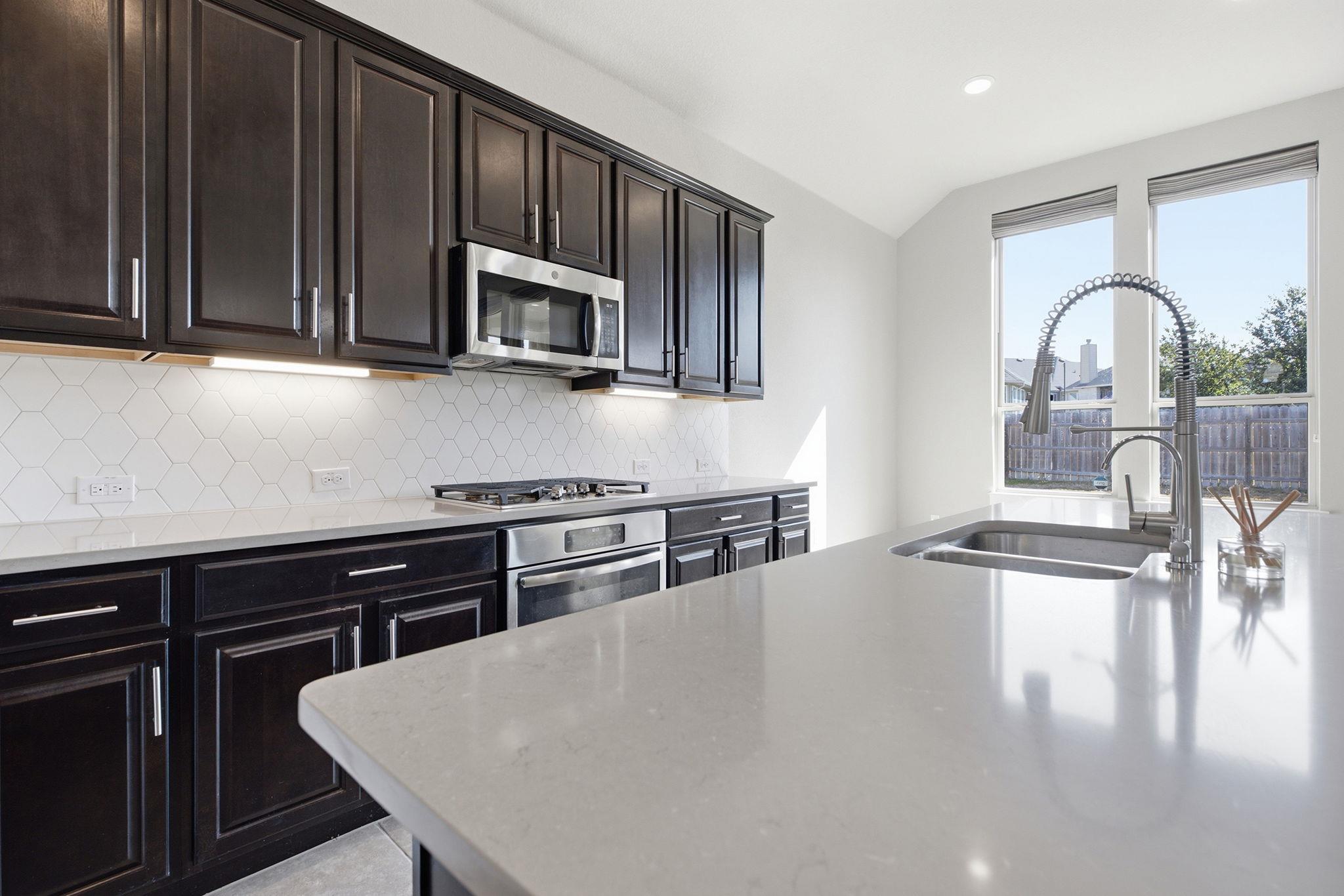 6711  Calabria Dr, photo 12