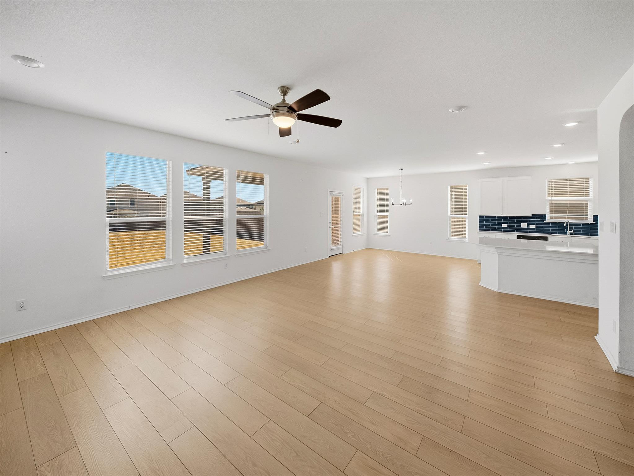 101  Clematis Ct, photo 6