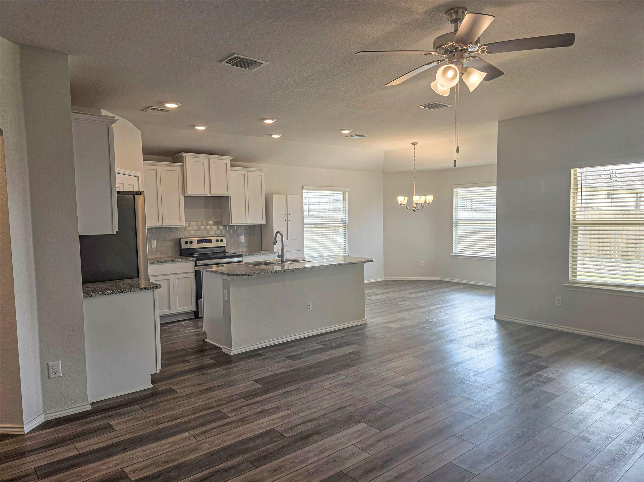 109  Akston Ct, photo 5