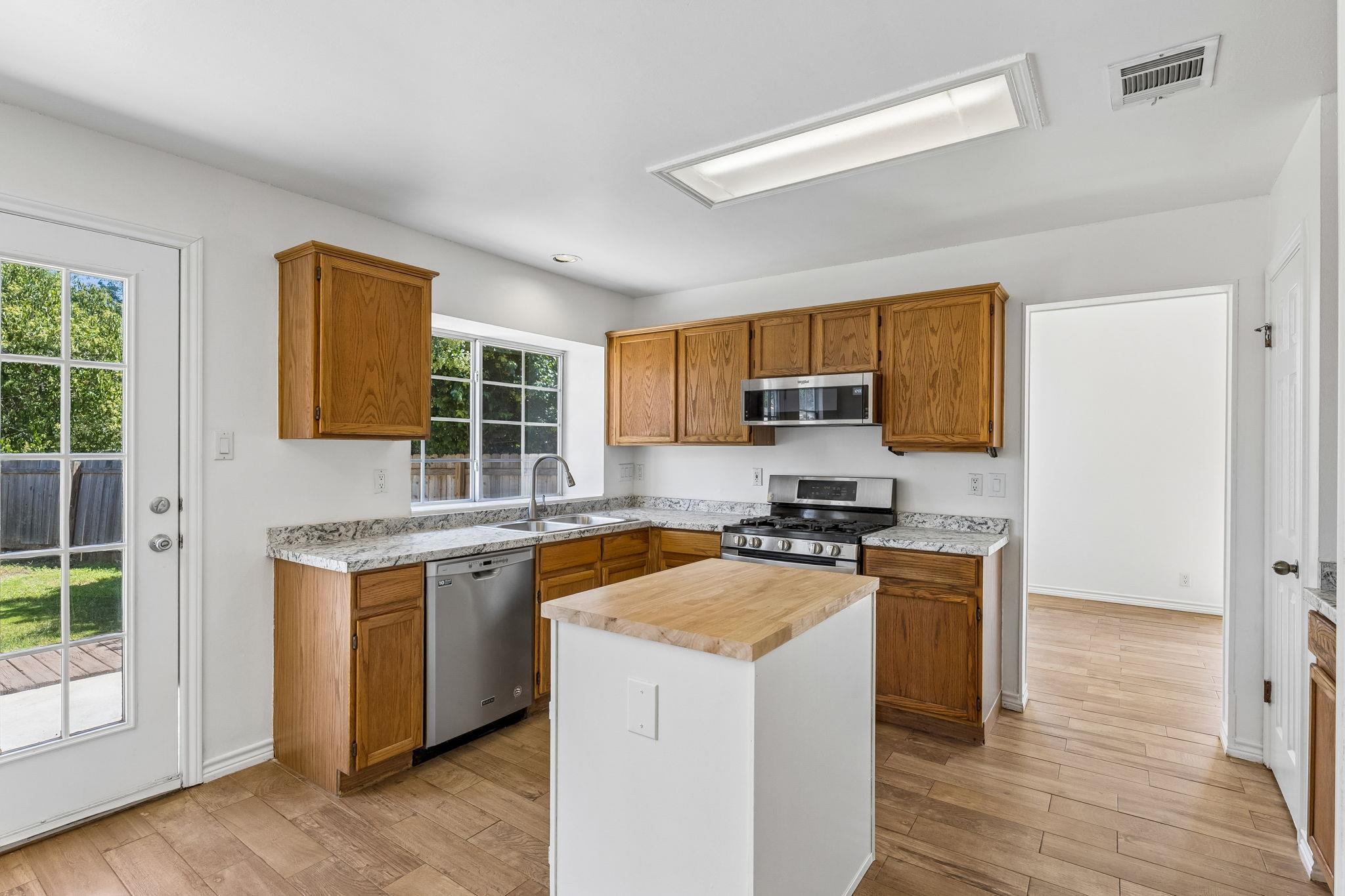 2800  Little Elm Trl, photo 9