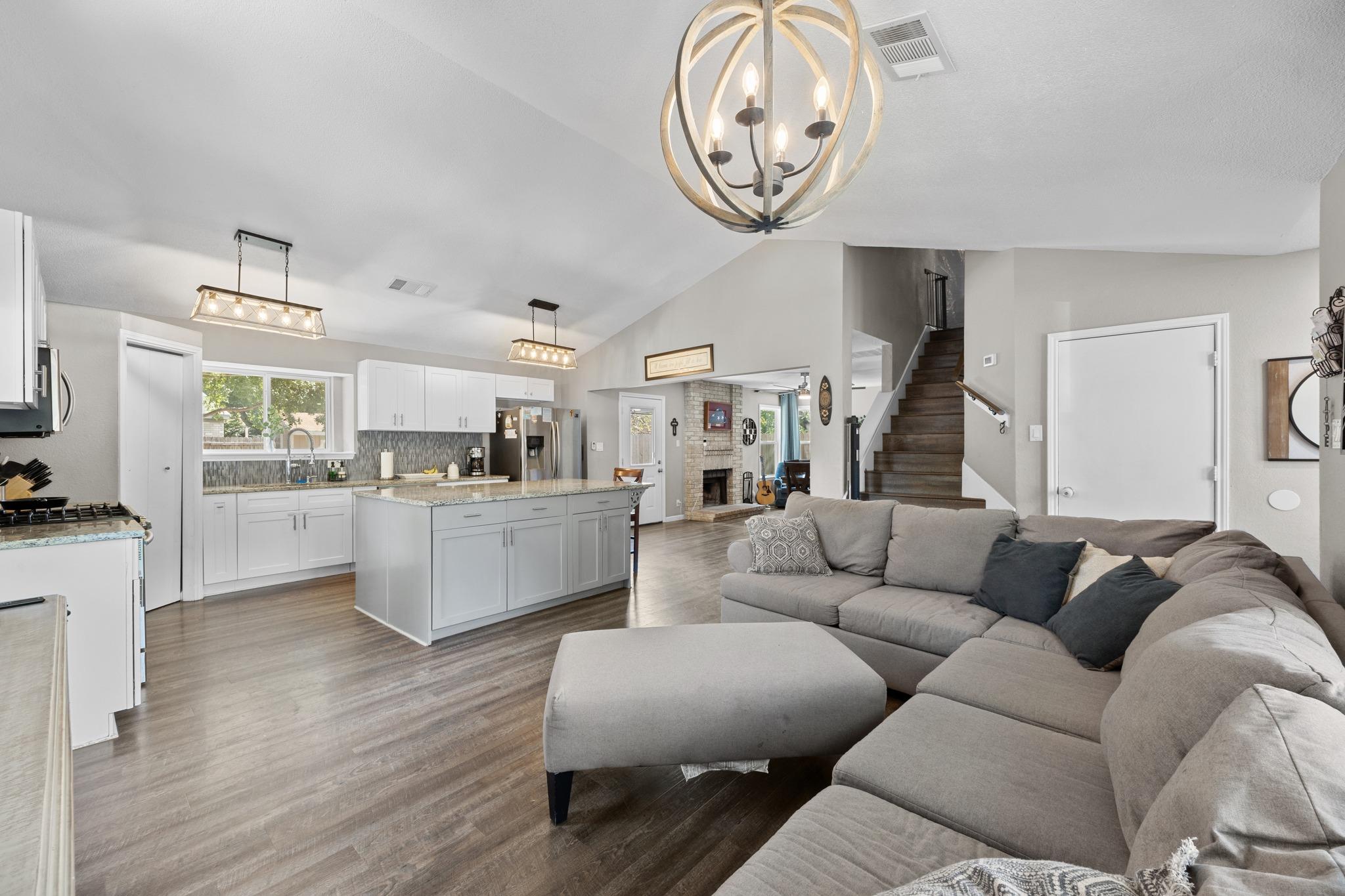 806  Brook Bnd, photo 9