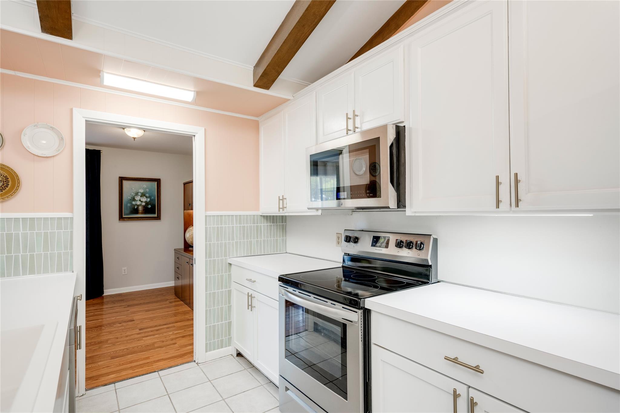 402  Suttles Ave, photo 11