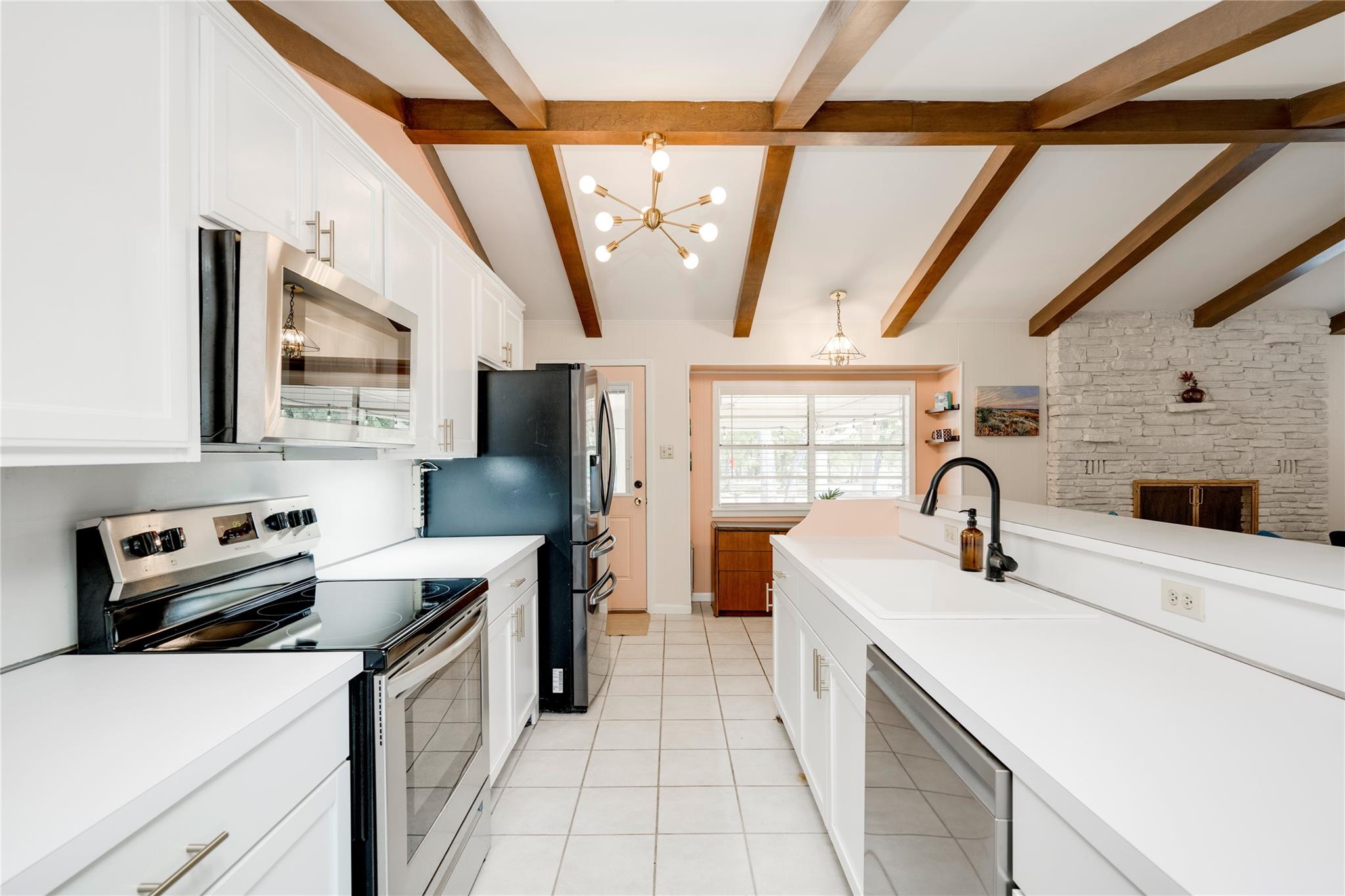 402  Suttles Ave, photo 10