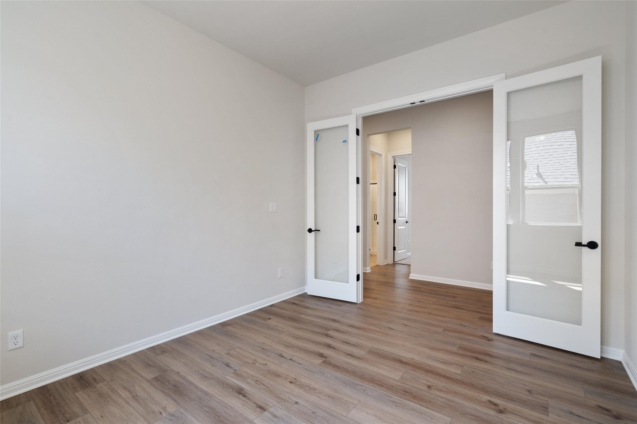 556  Redding Way, photo 8
