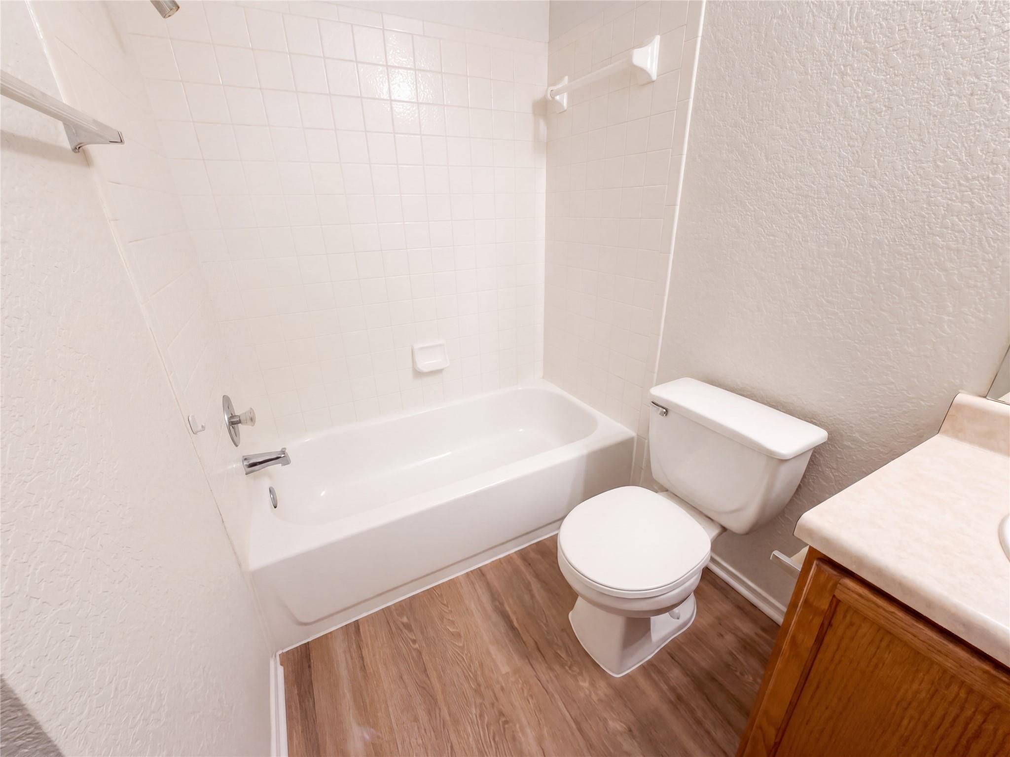 172  Prairie Springs Loop, photo 11