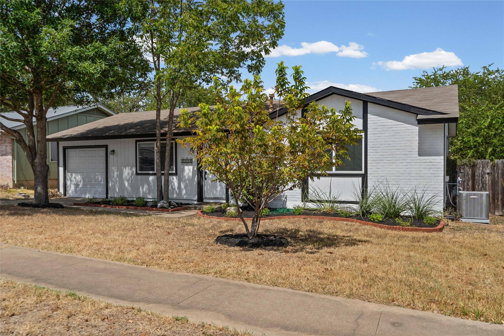 2808  Dillion Hill Dr, photo 4