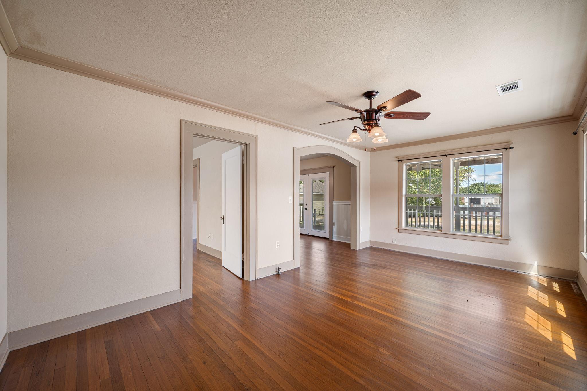808 N Water St, photo 6