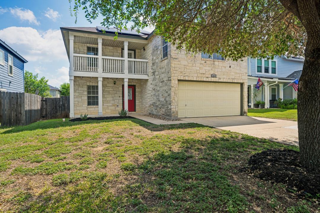 2219  Georgian Dr, photo 2