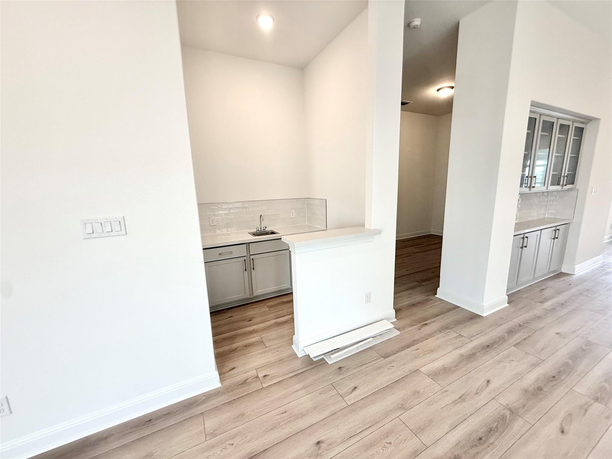 241  Mango Cir, photo 7